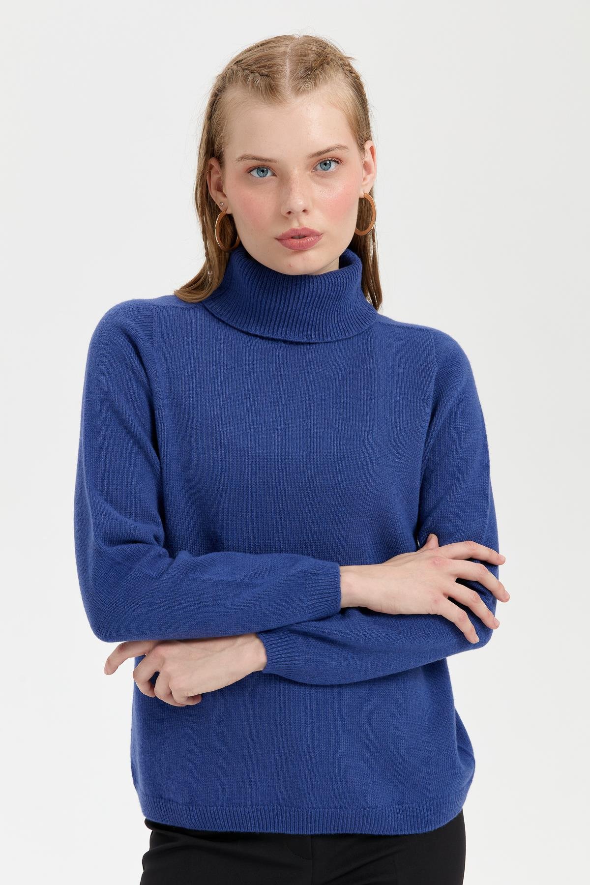 23164Kadın Tam Balıkçı Yaka Klasik Yün Kazak Mavi