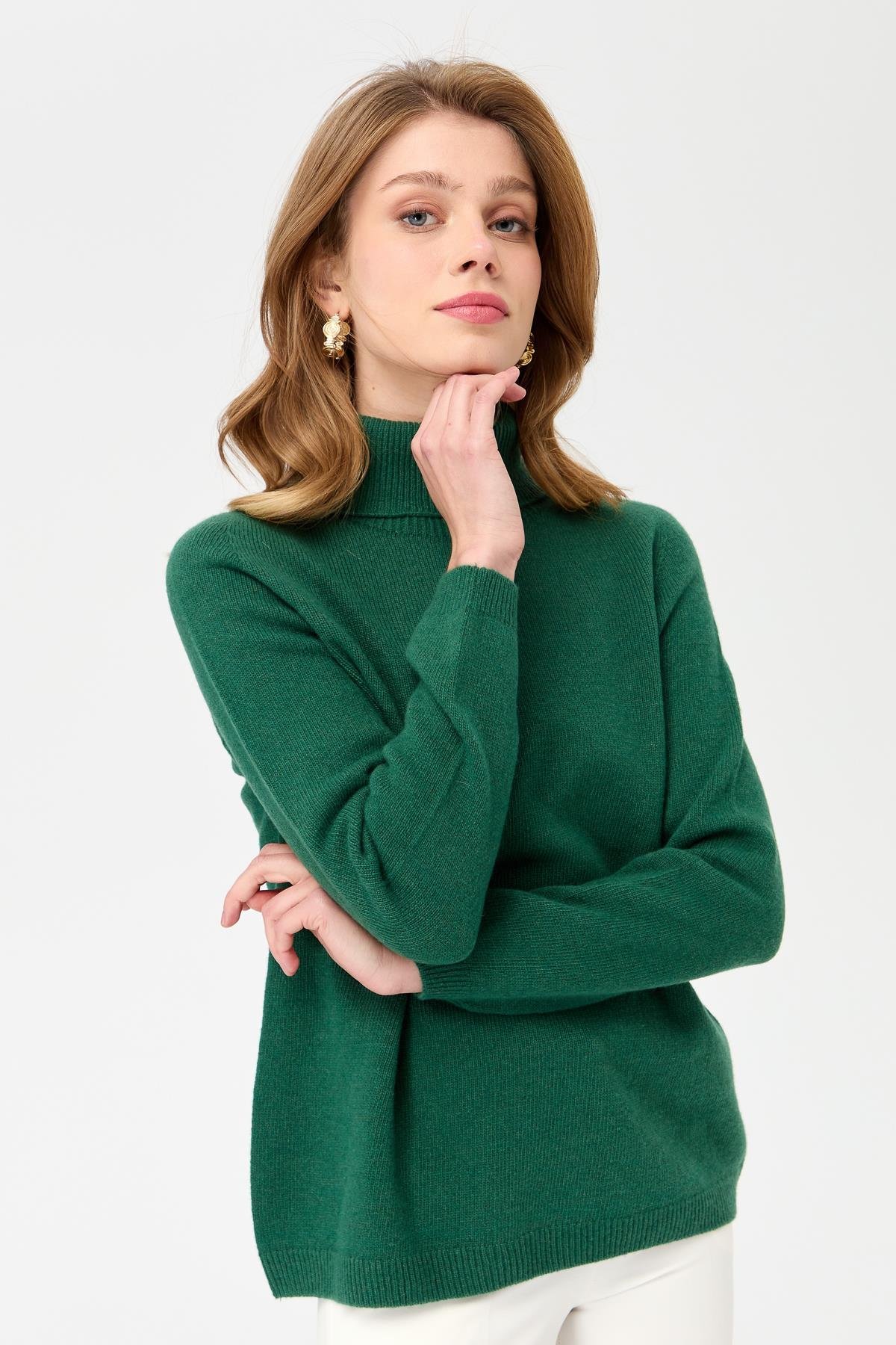 23164Kadın Tam Balıkçı Yaka Klasik Yün Kazak Ö.Başı