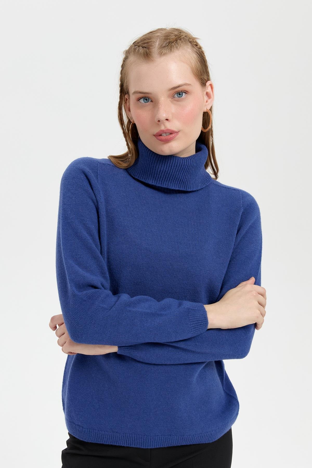 23164Kadın Tam Balıkçı Yaka Klasik Yün Kazak Mavi