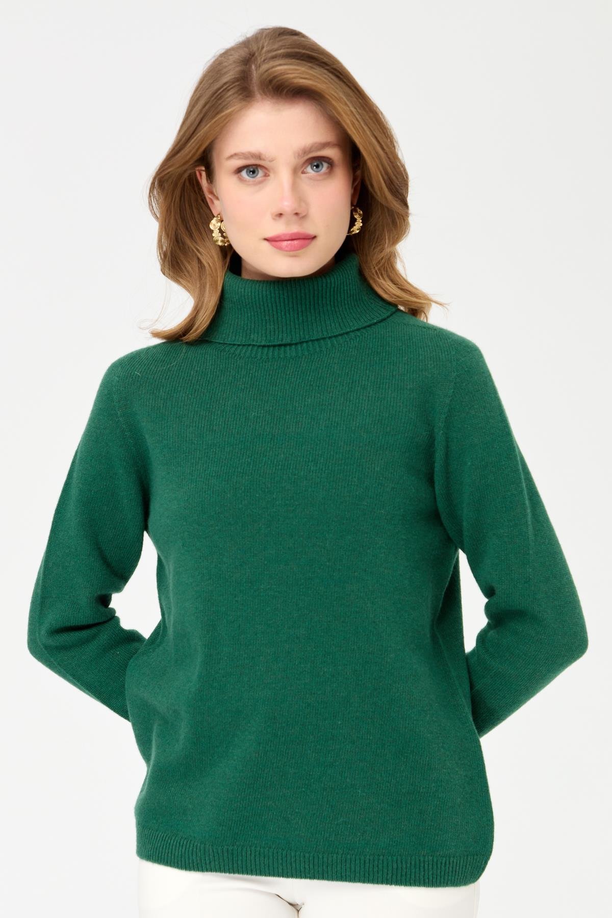 23164Kadın Tam Balıkçı Yaka Klasik Yün Kazak Ö.Başı