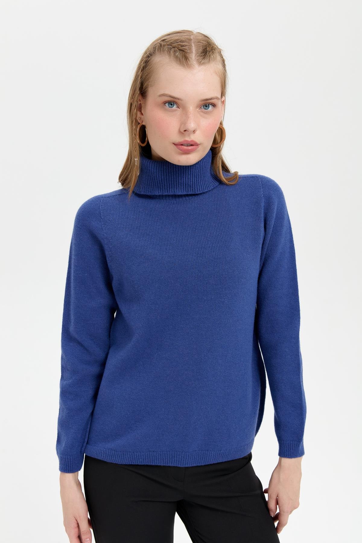 23164Kadın Tam Balıkçı Yaka Klasik Yün Kazak Mavi
