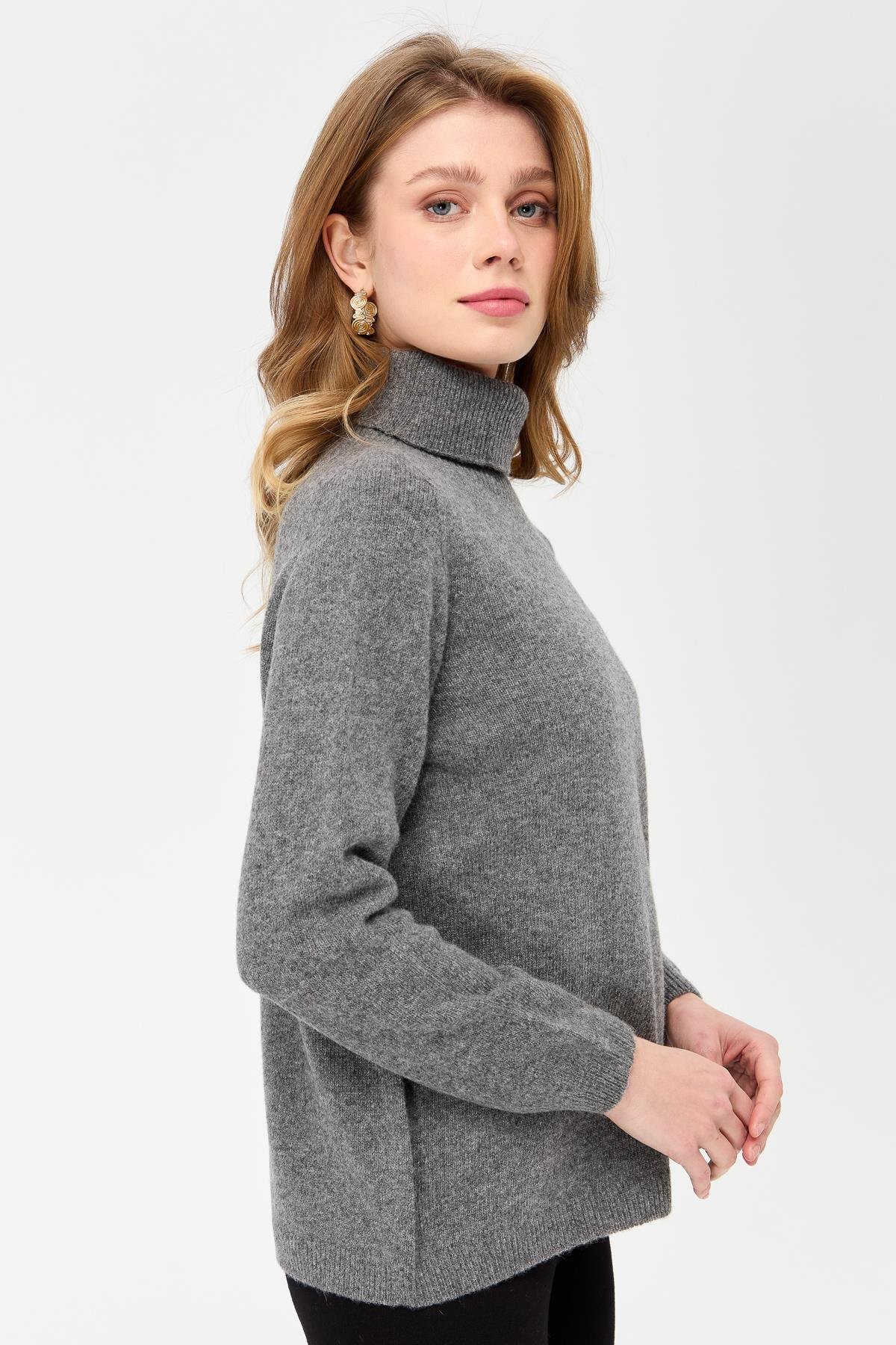 23164Kadın Tam Balıkçı Yaka Klasik Yün Kazak Füme