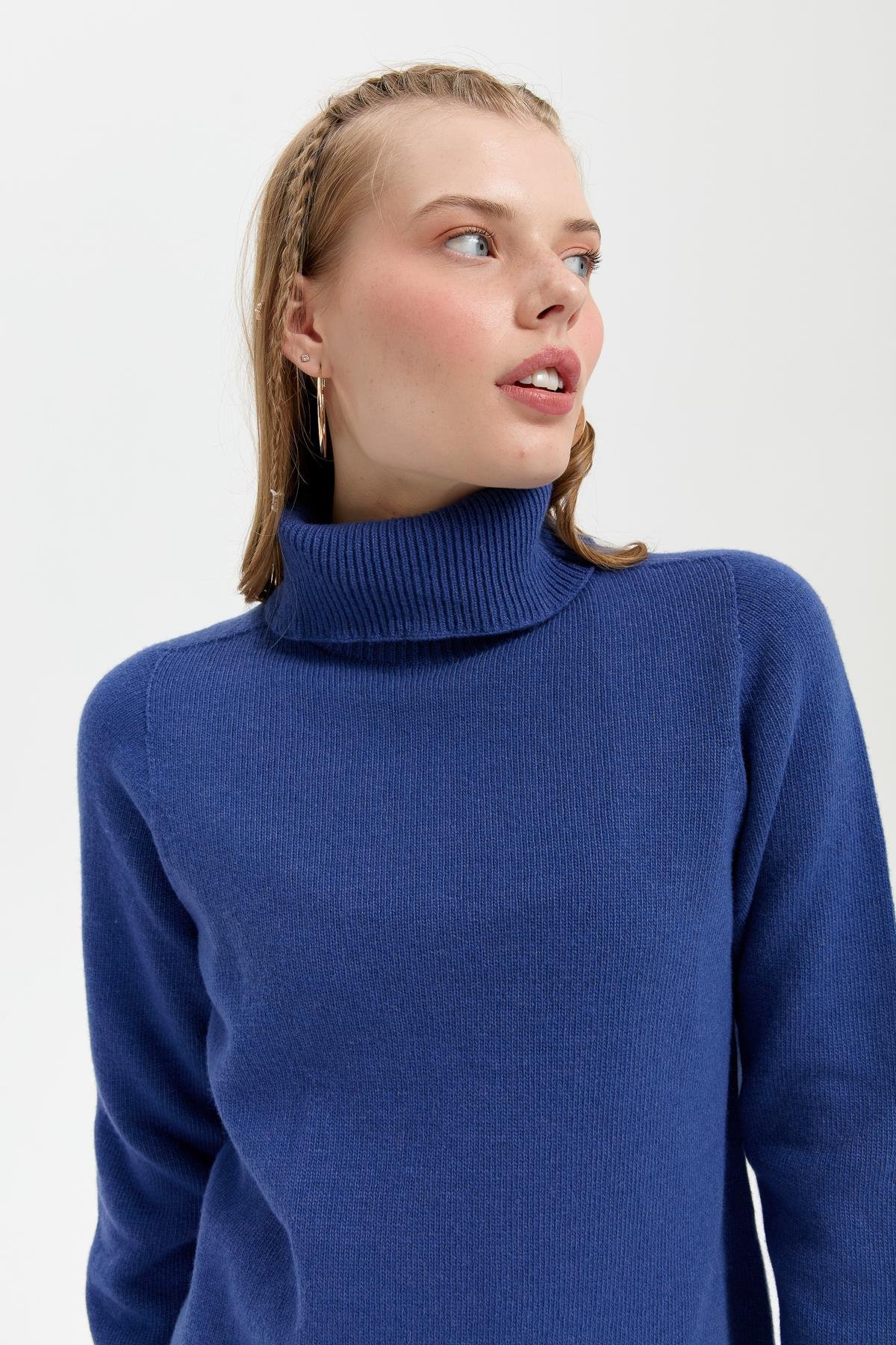 23164Kadın Tam Balıkçı Yaka Klasik Yün Kazak Mavi