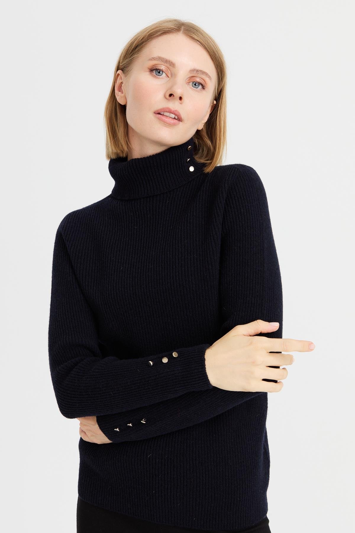 23159Kadın Tam Balıkçı Yaka Kol Ucu Düğmeli Yün Kazak K.Lacivert