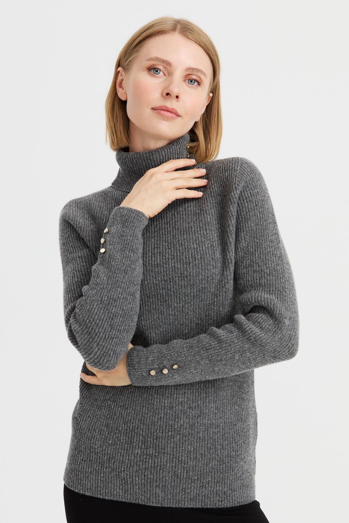 23159Kadın Tam Balıkçı Yaka Kol Ucu Düğmeli Yün Kazak Füme