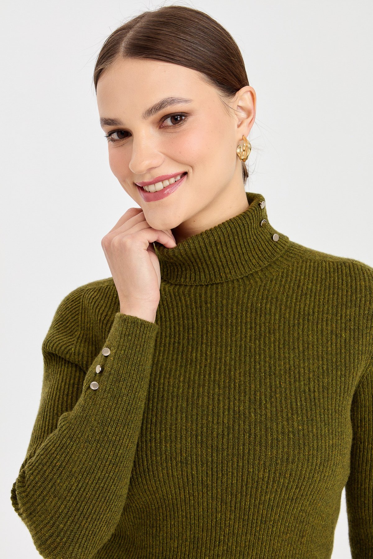 23159Kadın Tam Balıkçı Yaka Kol Ucu Düğmeli Yün Kazak A.K.Yeşili
