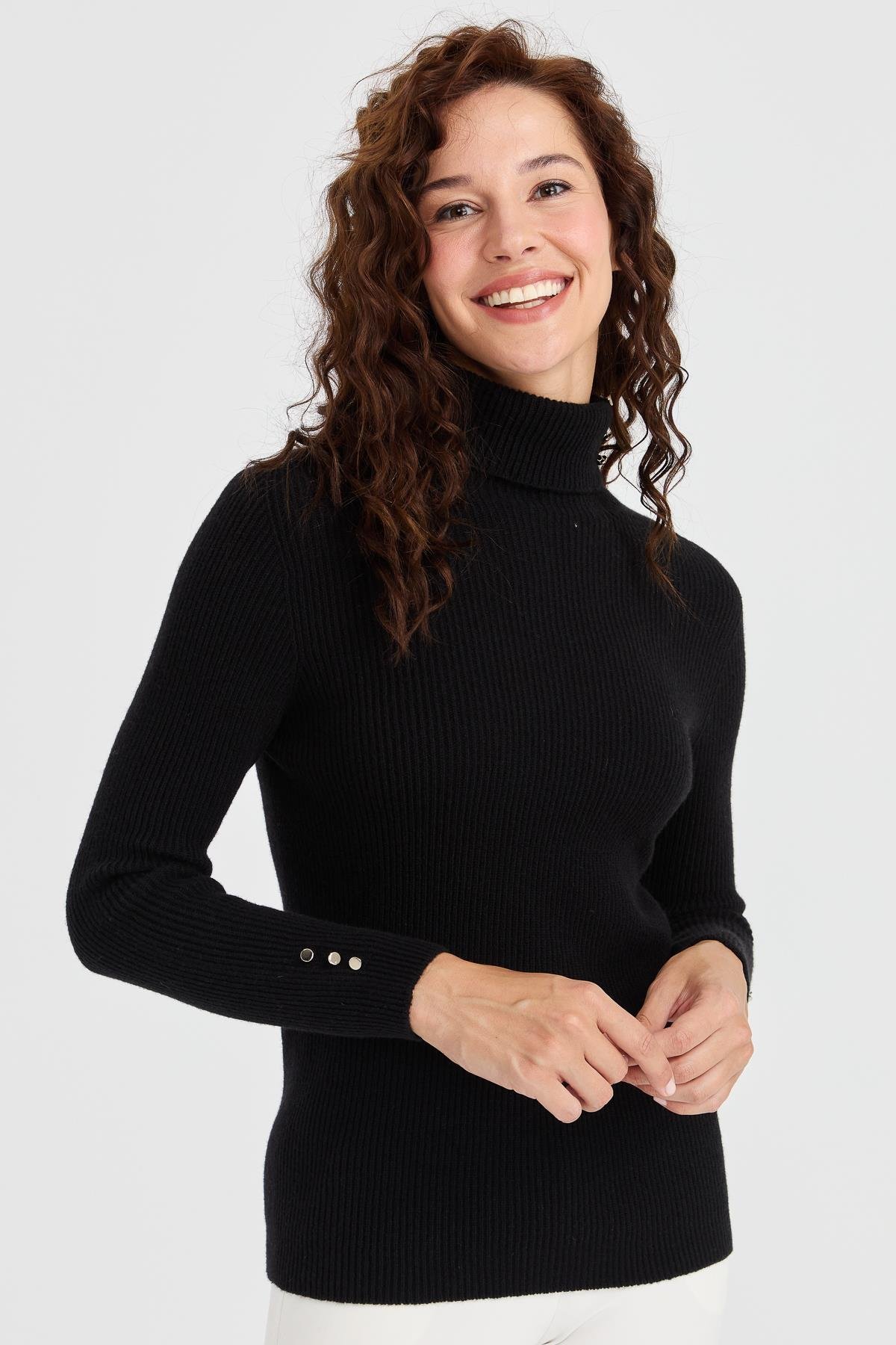 23159Kadın Tam Balıkçı Yaka Kol Ucu Düğmeli Yün Kazak Siyah