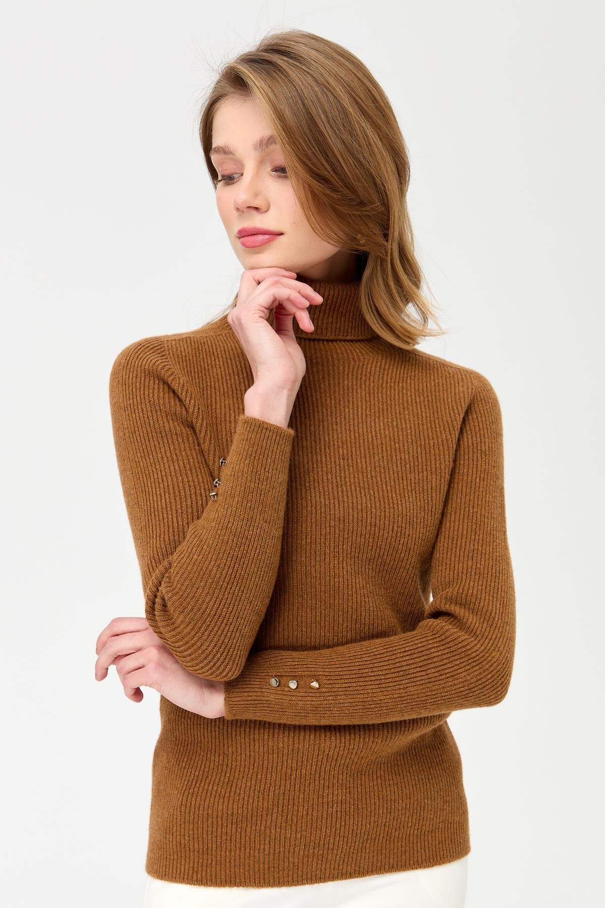 23159Kadın Tam Balıkçı Yaka Kol Ucu Düğmeli Yün Kazak K.taba