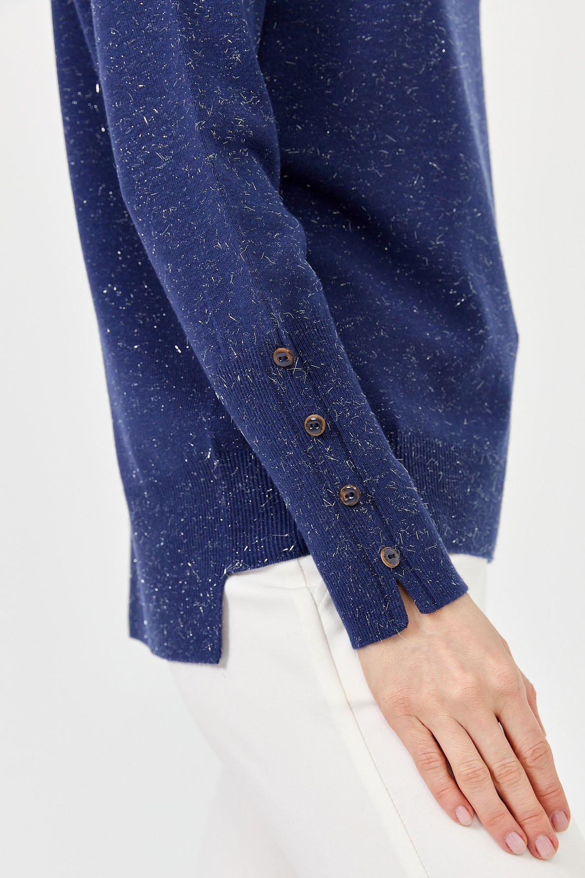 22330Kadın Tam Balıkçı Yaka Kol Ucu Yırtmaçlı Kazak Lacivert