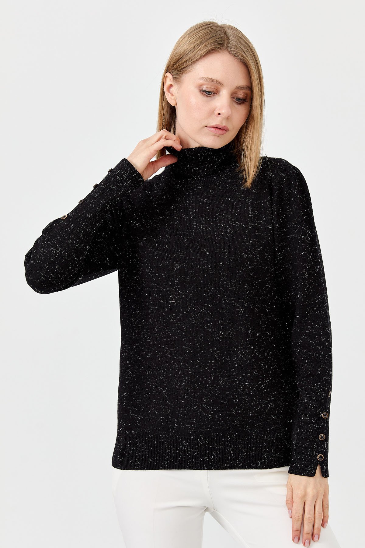 22330Kadın Tam Balıkçı Yaka Kol Ucu Yırtmaçlı Kazak Siyah