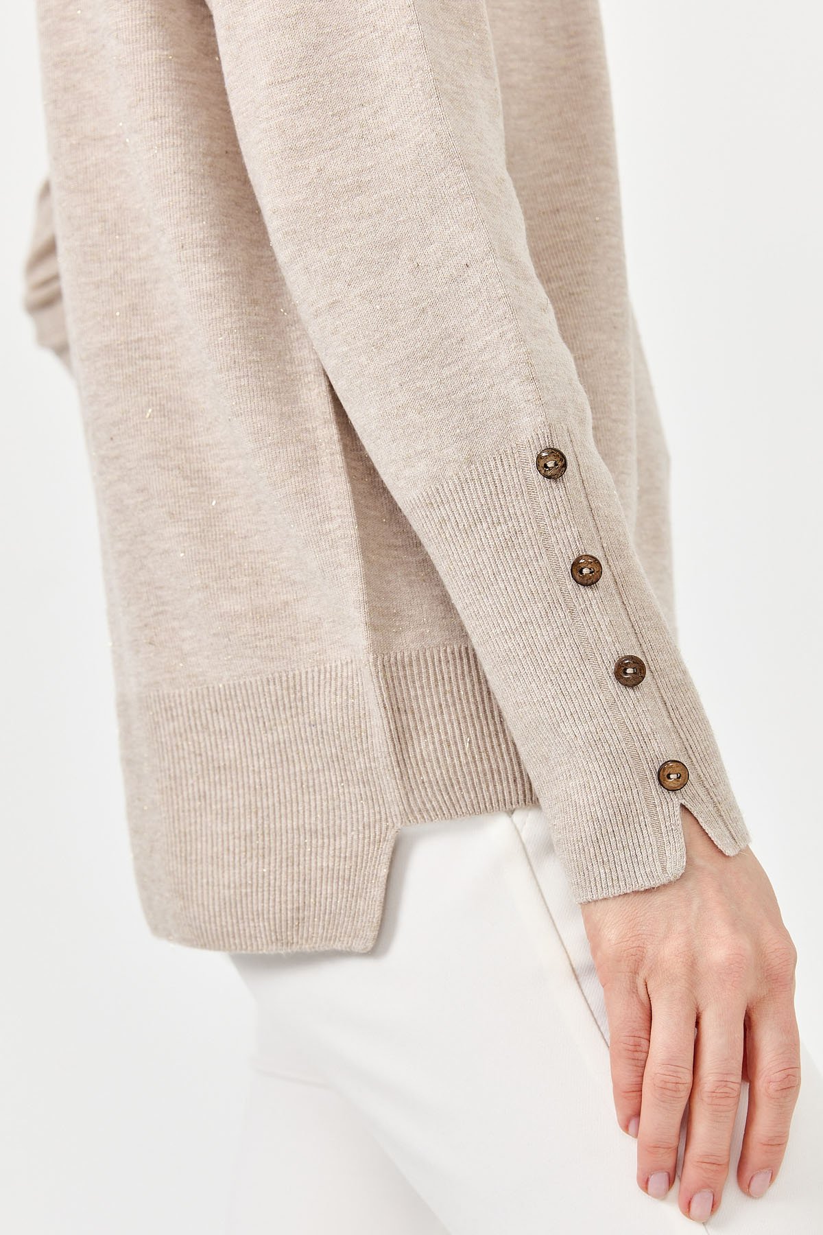 22330Kadın Tam Balıkçı Yaka Kol Ucu Yırtmaçlı Kazak Bej