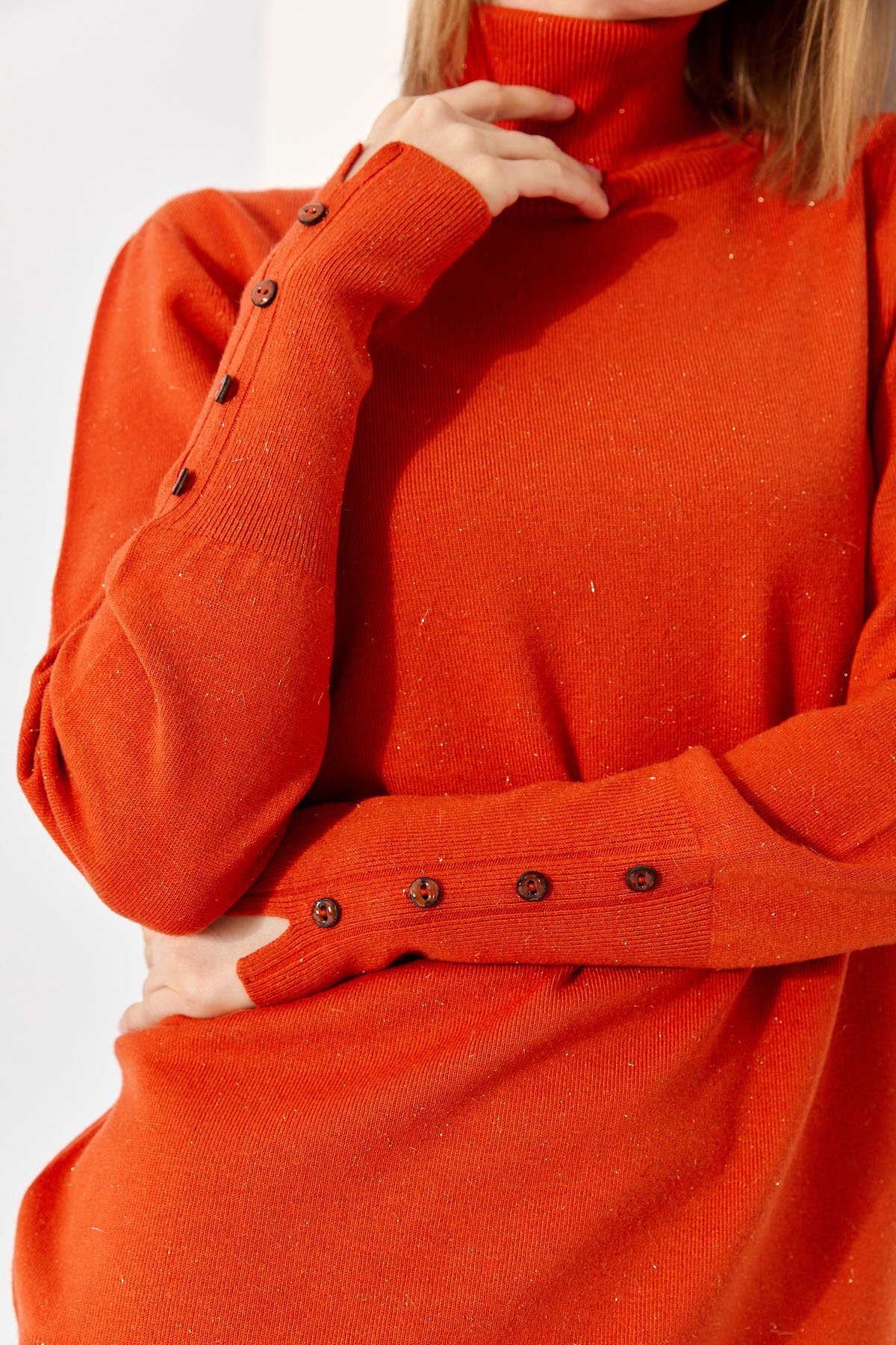 22330Kadın Tam Balıkçı Yaka Kol Ucu Yırtmaçlı Kazak Portakal