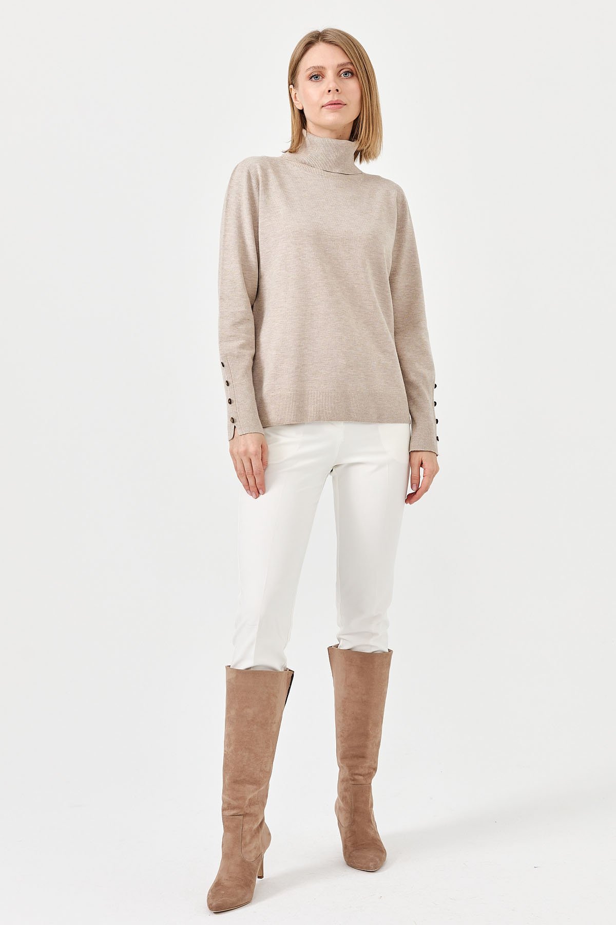 22330Kadın Tam Balıkçı Yaka Kol Ucu Yırtmaçlı Kazak Bej