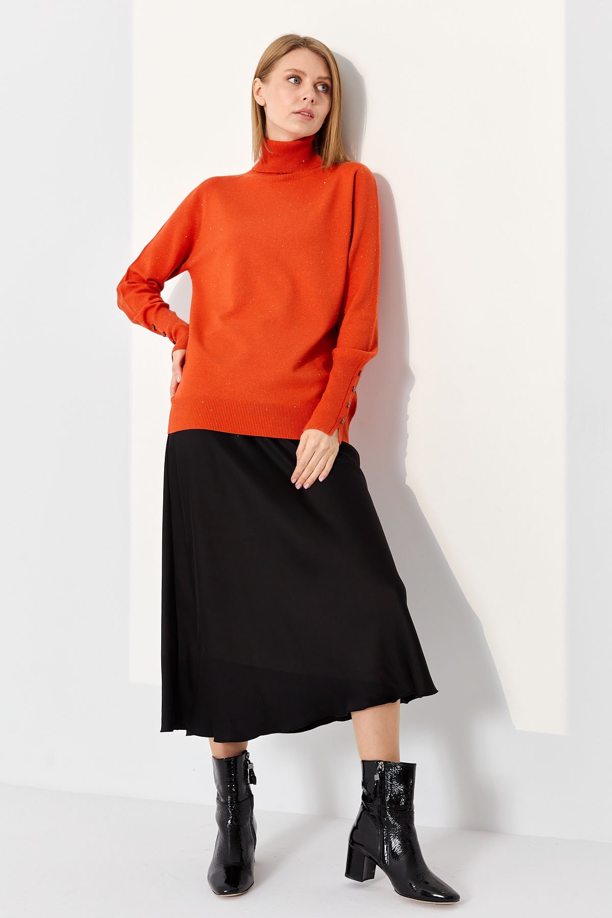 22330Kadın Tam Balıkçı Yaka Kol Ucu Yırtmaçlı Kazak Portakal