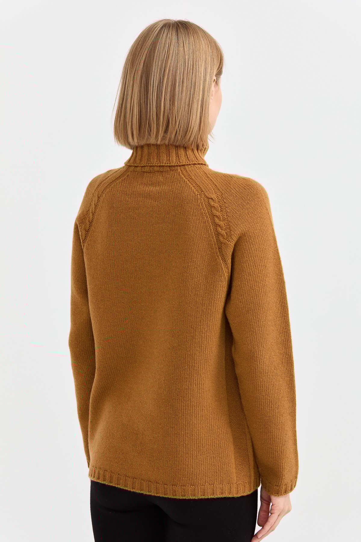 22097Kadın Tam Balıkçı Yaka Omzu Saç Örgülü Yün Kazak Taba