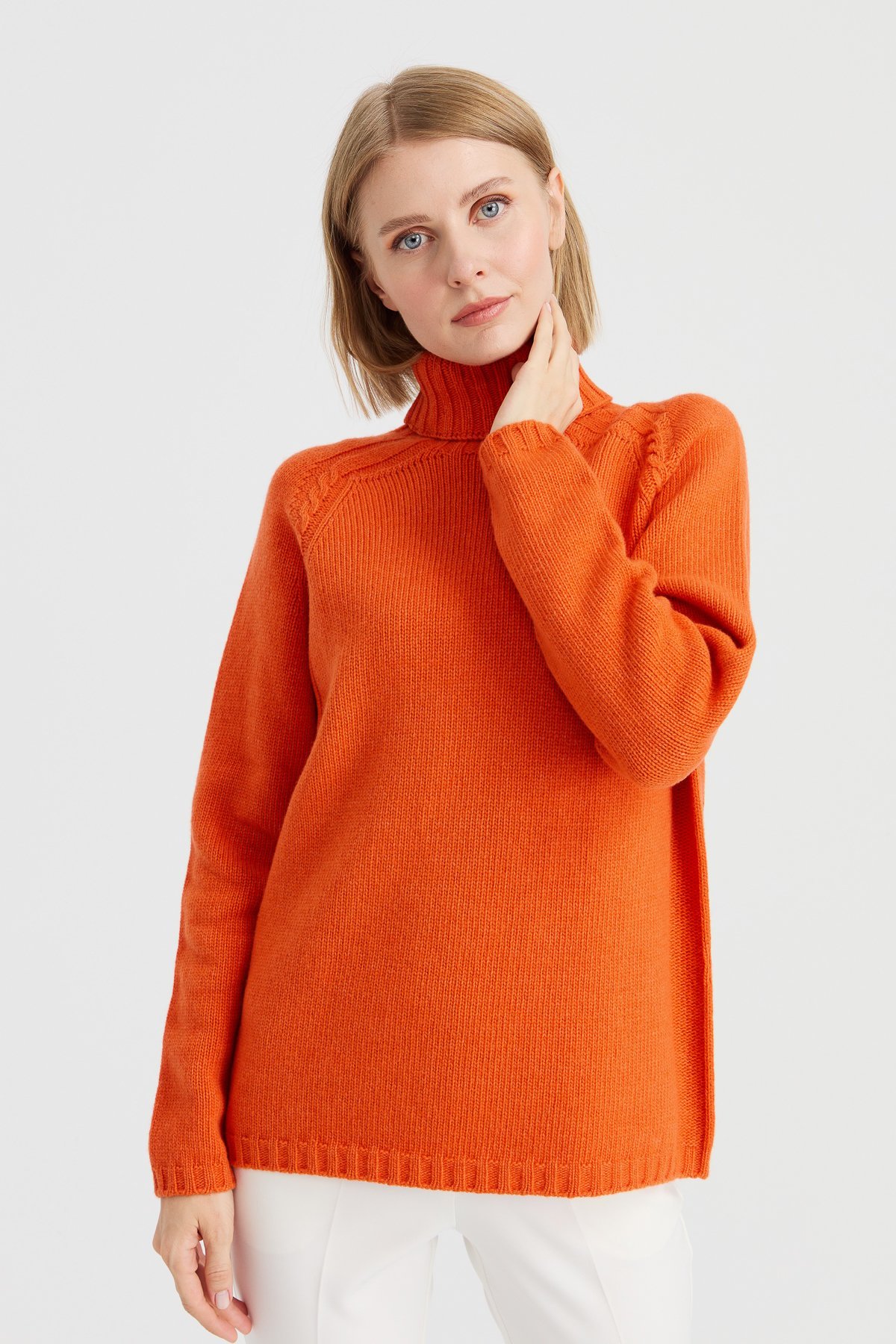 22097Kadın Tam Balıkçı Yaka Omzu Saç Örgülü Yün Kazak Portakal