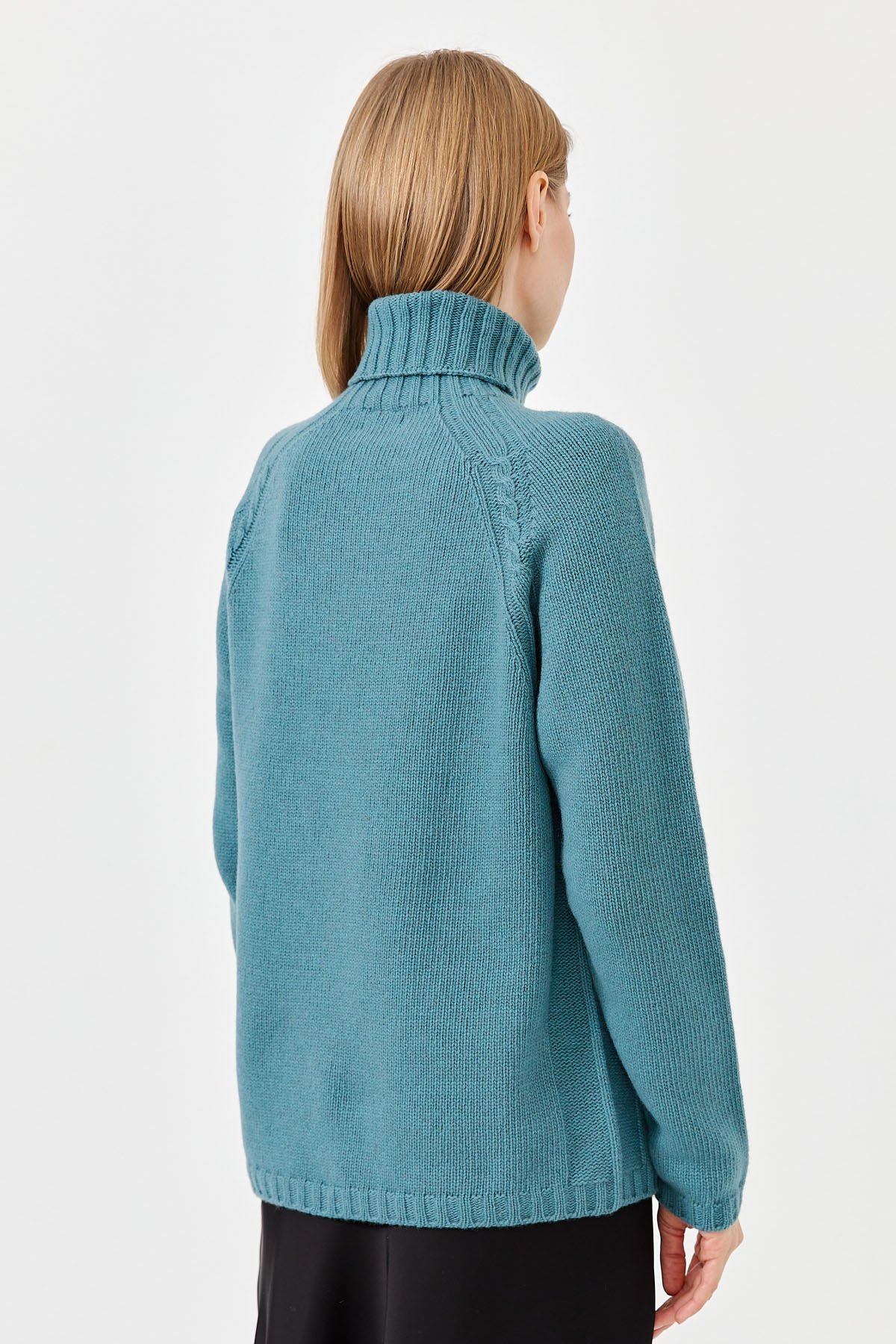 22097Kadın Tam Balıkçı Yaka Omzu Saç Örgülü Yün Kazak M.Yeşili