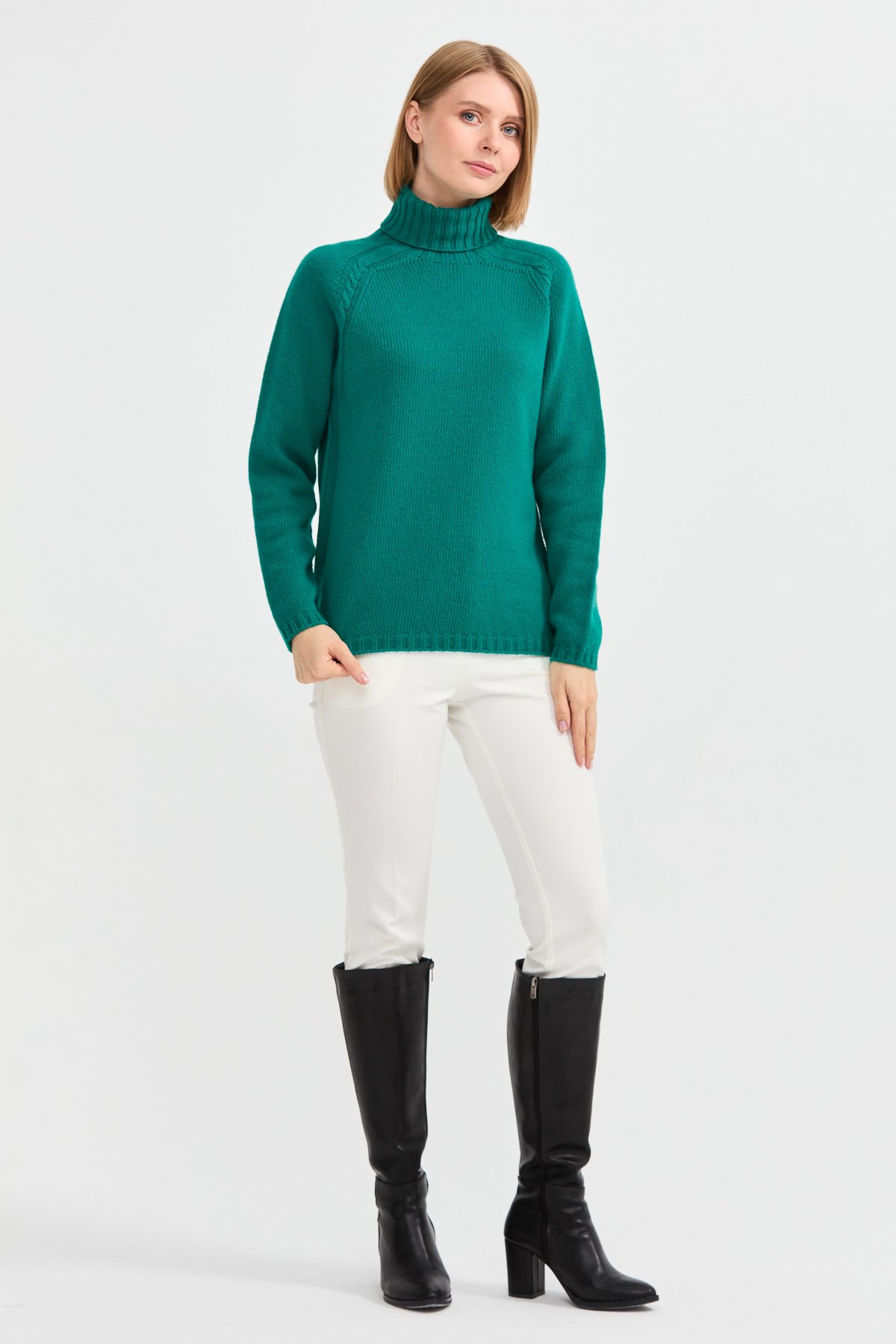 22097Kadın Tam Balıkçı Yaka Omzu Saç Örgülü Yün Kazak A.Ö.Başı