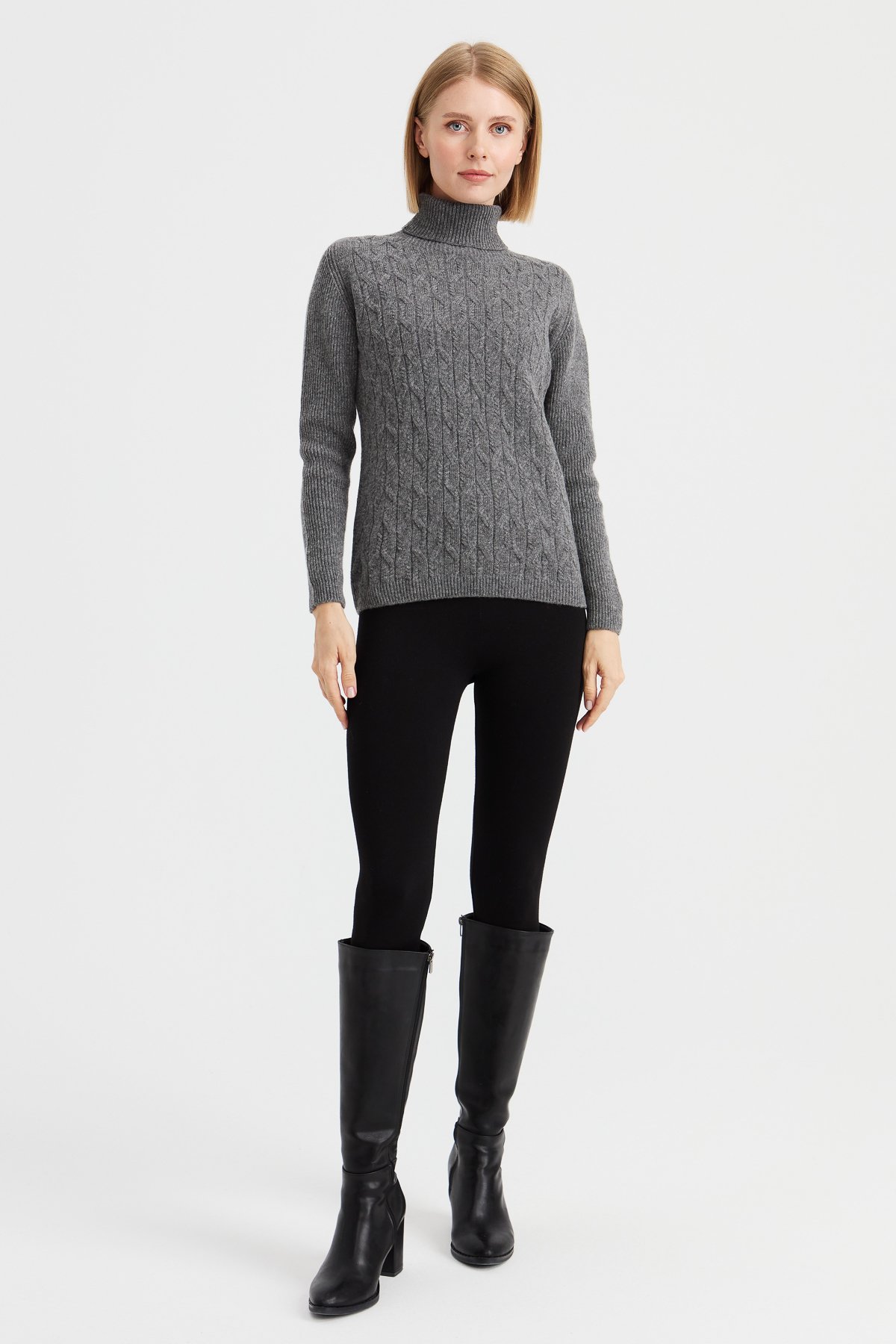 23153Kadın Tam Balıkçı Yaka Önü Yürütmeli Yün Kazak Füme