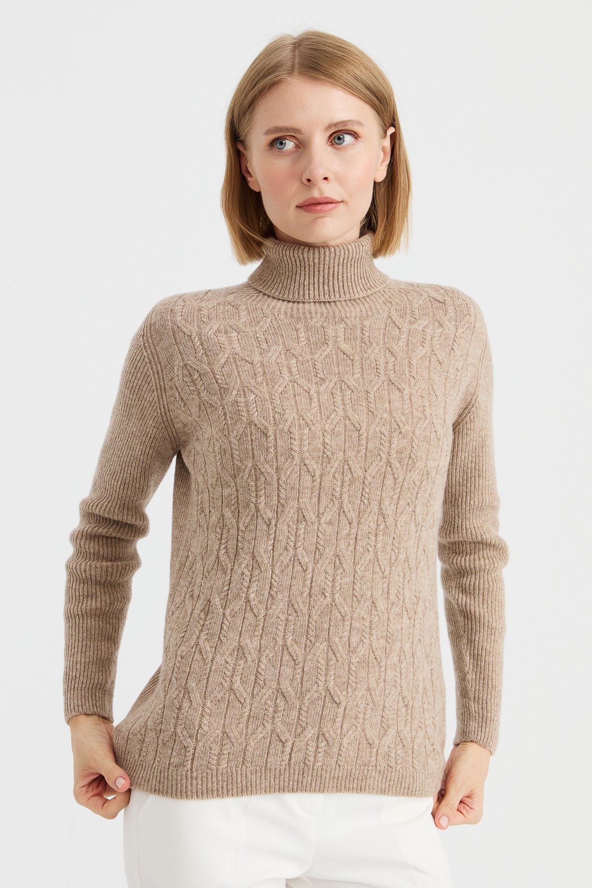 23153Kadın Tam Balıkçı Yaka Önü Yürütmeli Yün Kazak K.Bej