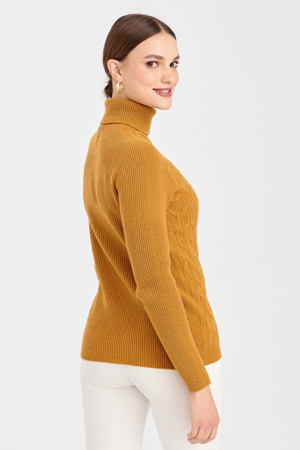 23153Kadın Tam Balıkçı Yaka Önü Yürütmeli Yün Kazak Hardal