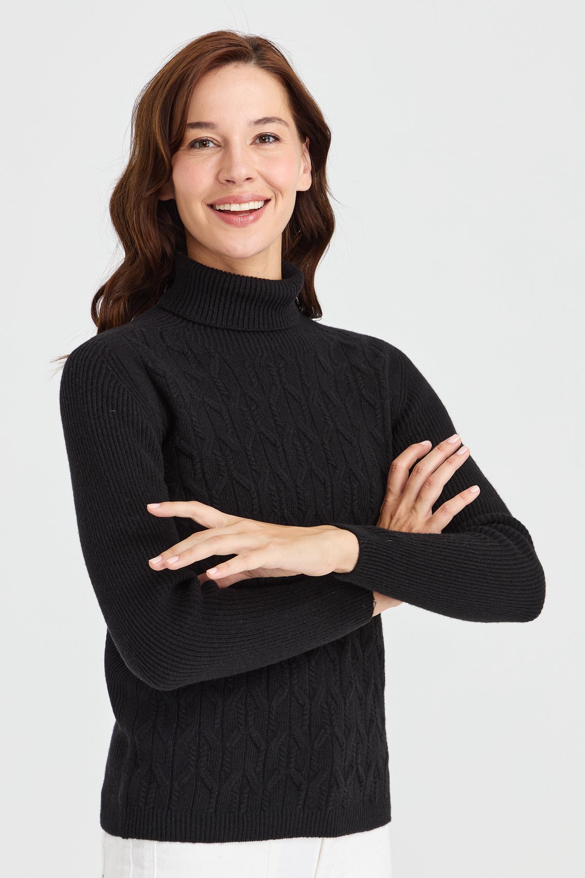 23153Kadın Tam Balıkçı Yaka Önü Yürütmeli Yün Kazak Siyah