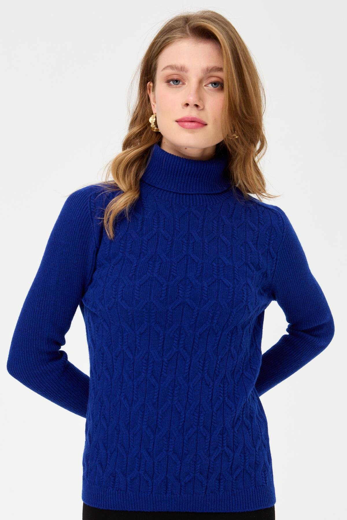 23153Kadın Tam Balıkçı Yaka Önü Yürütmeli Yün Kazak K.S.Mavi