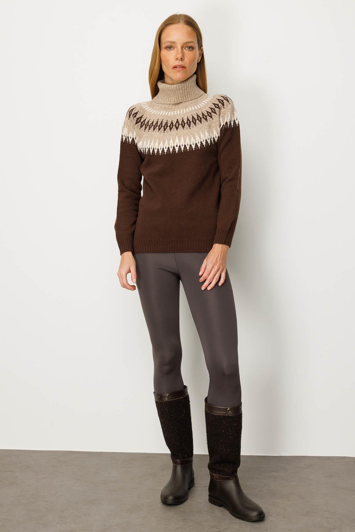 25219Kadın Tam Balıkçı Yaka Robası Baklavalı Yün Kazak M.Kahve