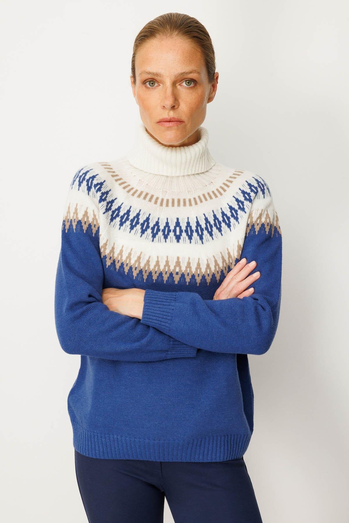 25219Kadın Tam Balıkçı Yaka Robası Baklavalı Yün Kazak Mavi