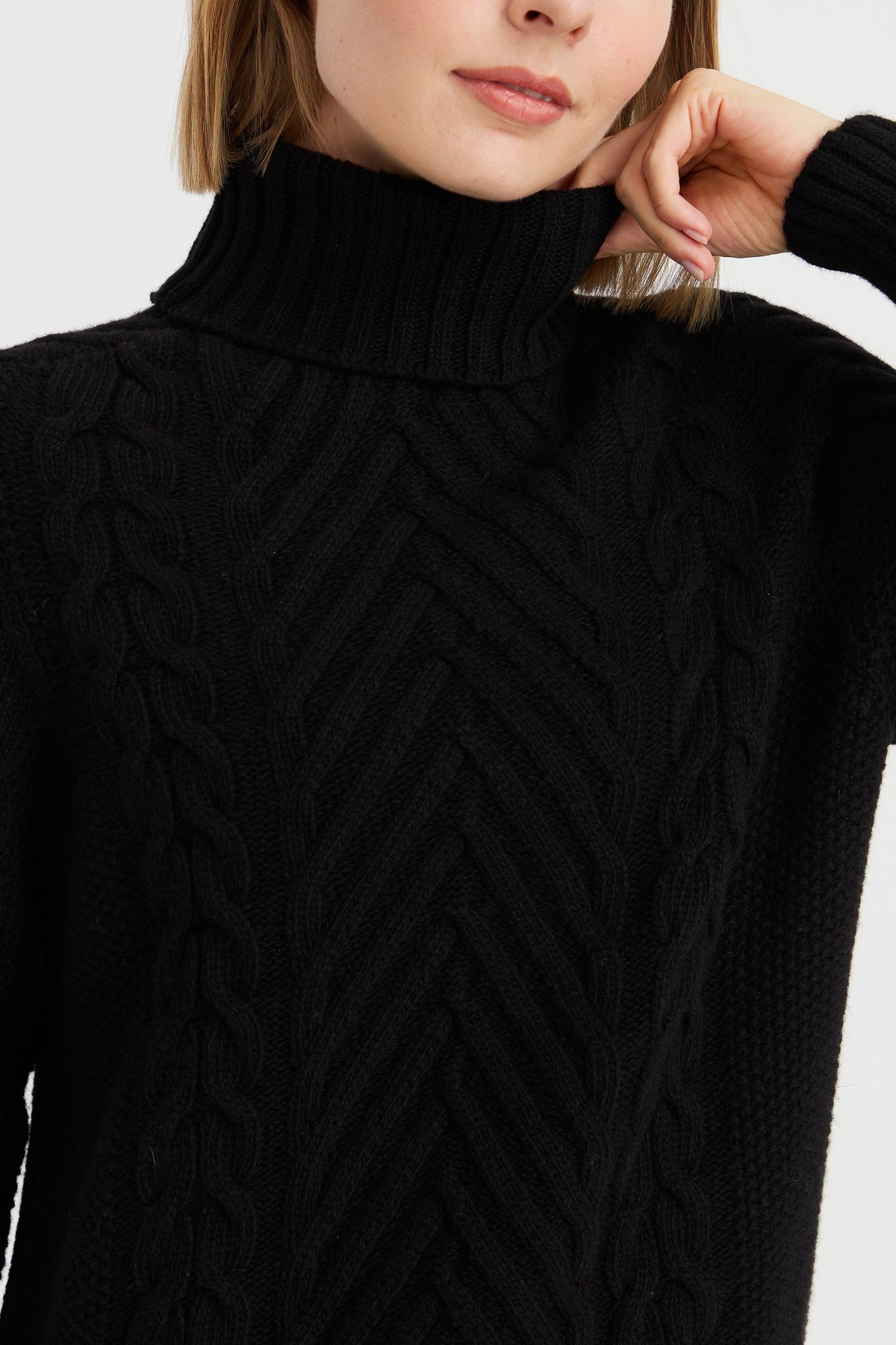 23200Women's Turtleneck Hair Extension Knitted Wool Sweater Black