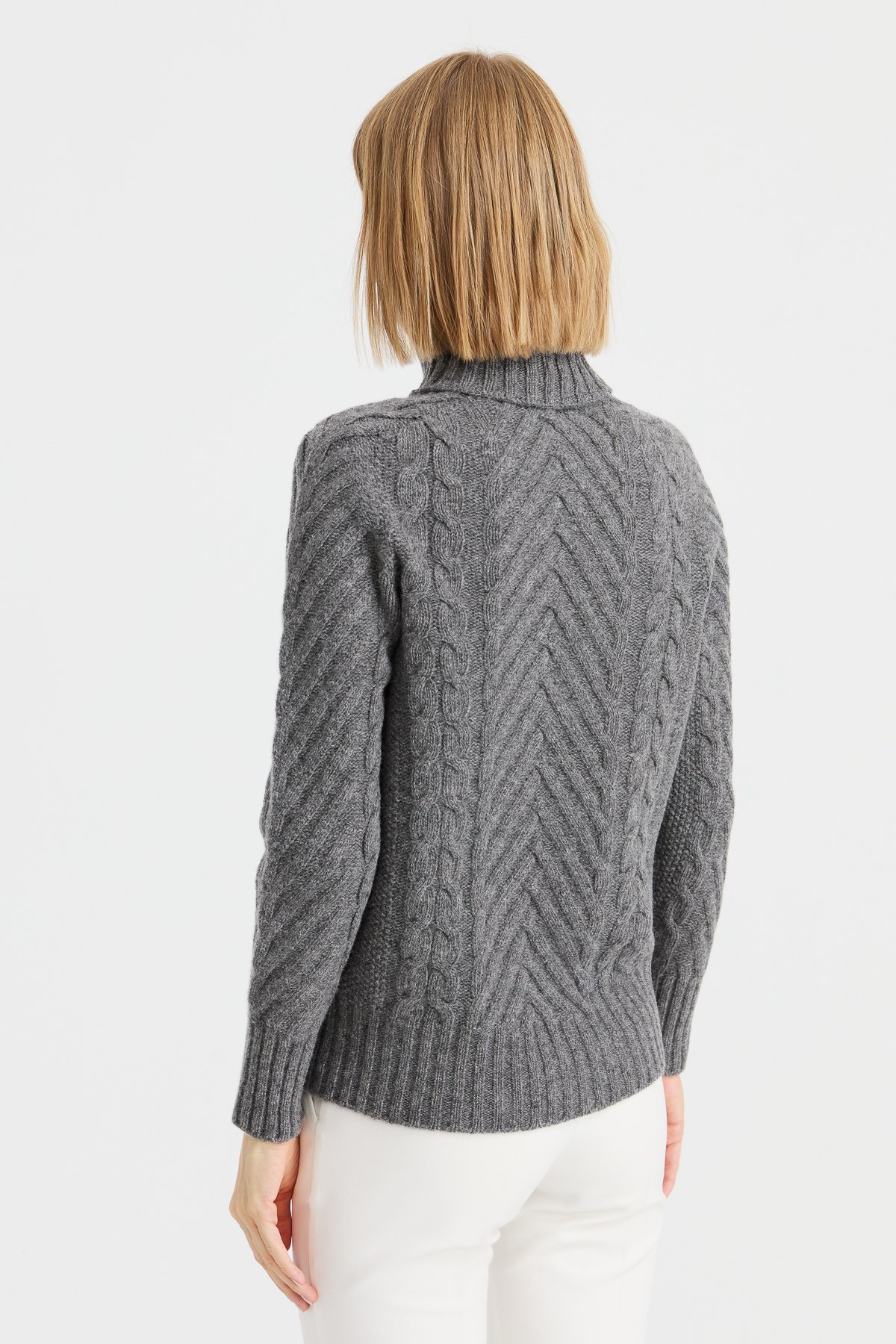 23200Kadın Tam Balıkçı Yaka Saç Yürütme Örgülü Yün Kazak Füme