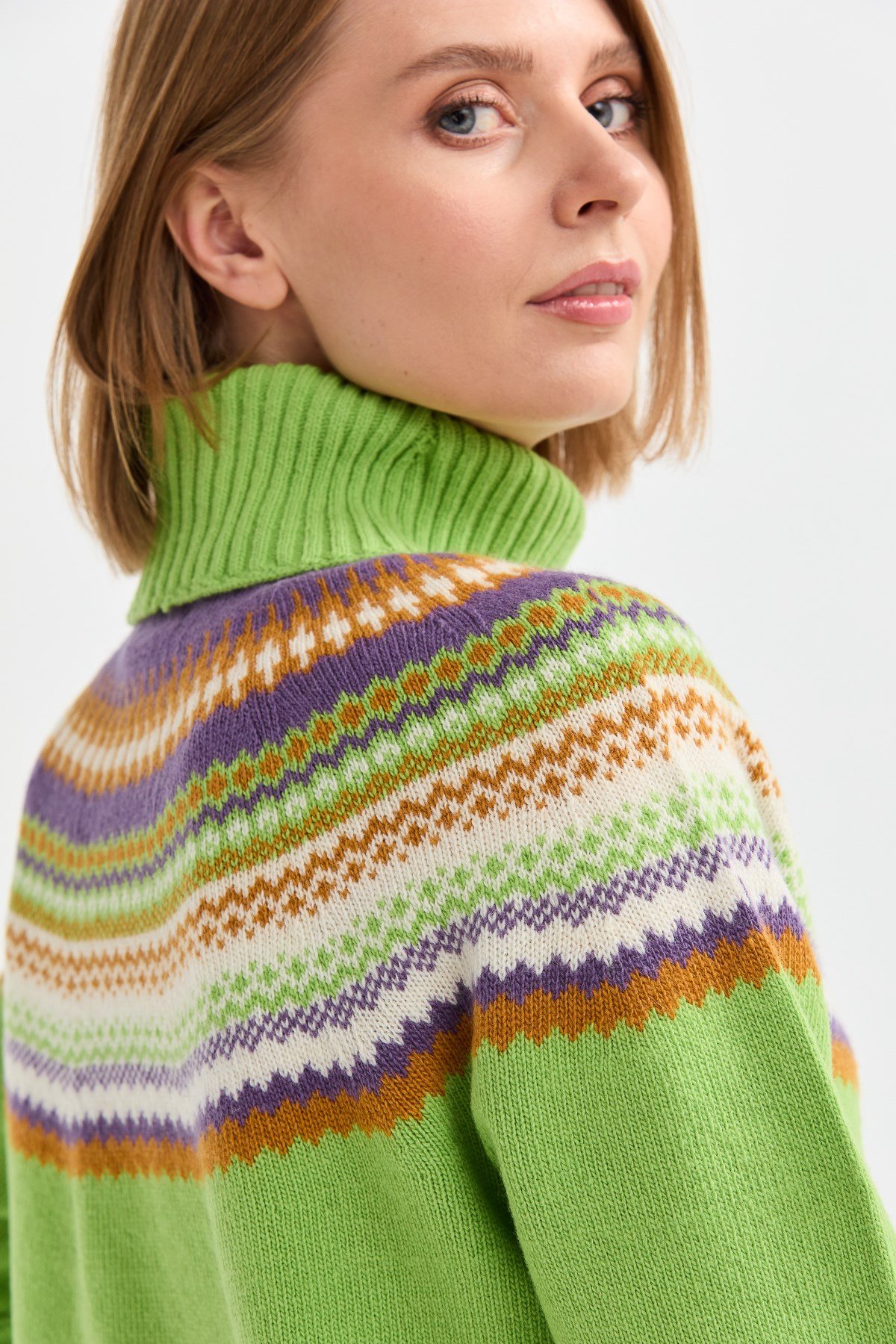 22087Kadın Tam Balıkçı Yaka Yün Kazak A.E.Yeşili