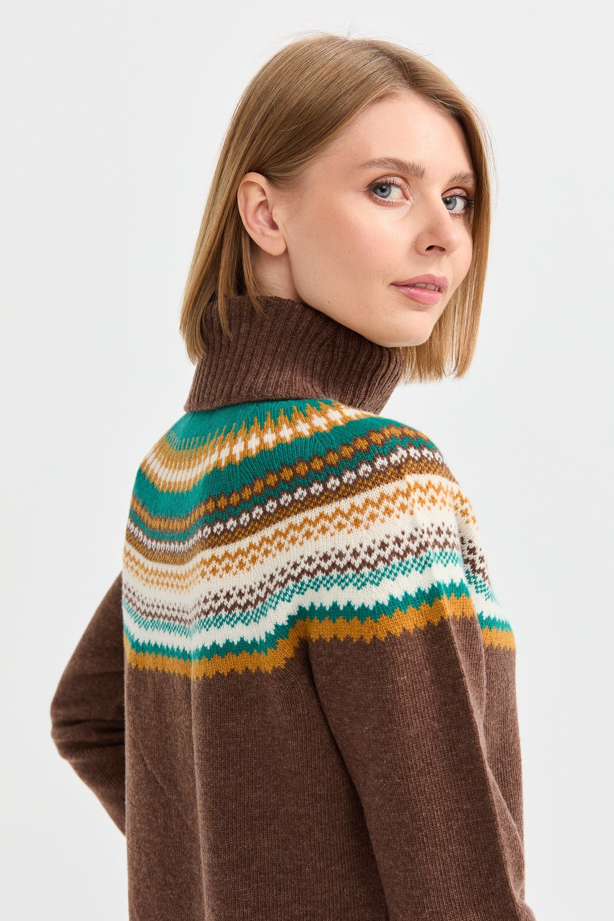 22087Kadın Tam Balıkçı Yaka Yün Kazak D.Kahve