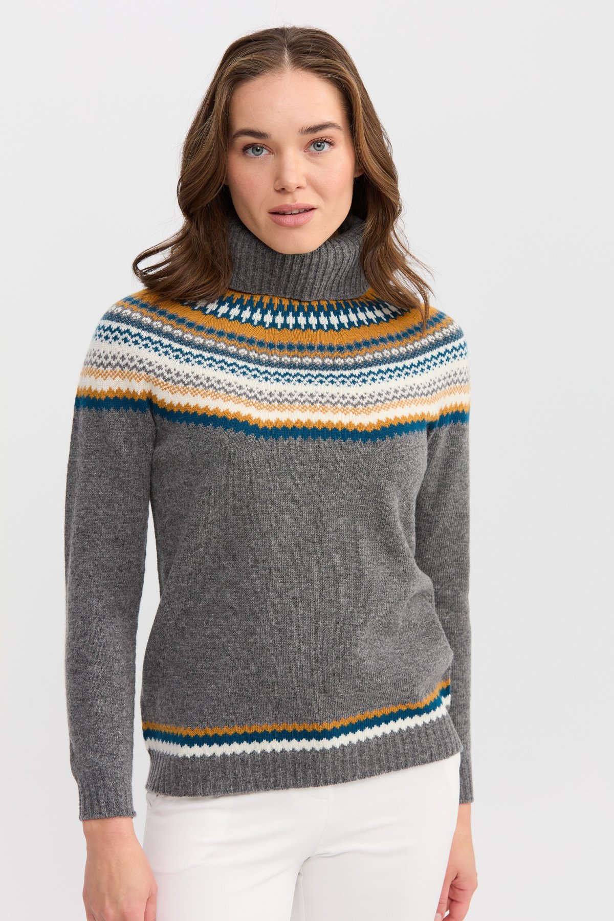 22087Kadın Tam Balıkçı Yaka Yün Kazak Füme