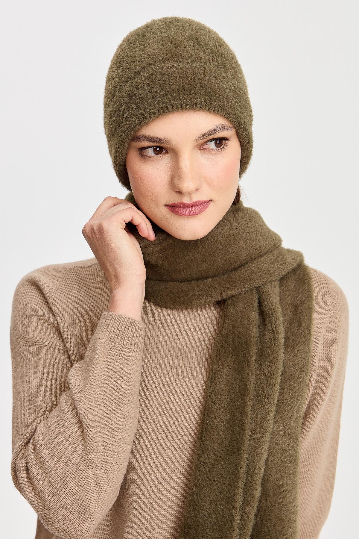 23280Kadın Triko Afrodit Bere Haki