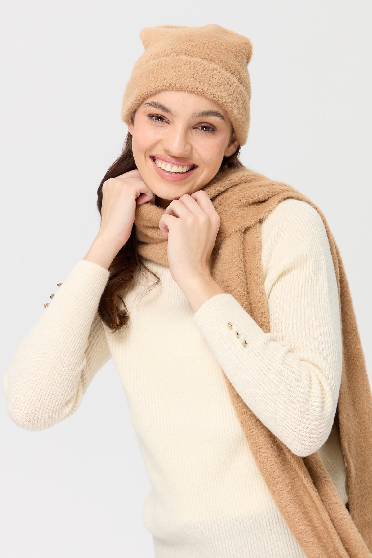 23281Kadın Triko Afrodit Kaşkol Camel