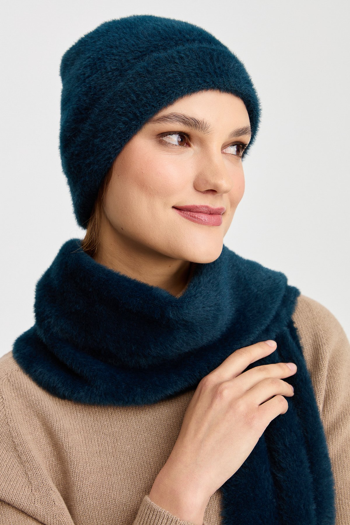 23281Kadın Triko Afrodit Kaşkol Petrol