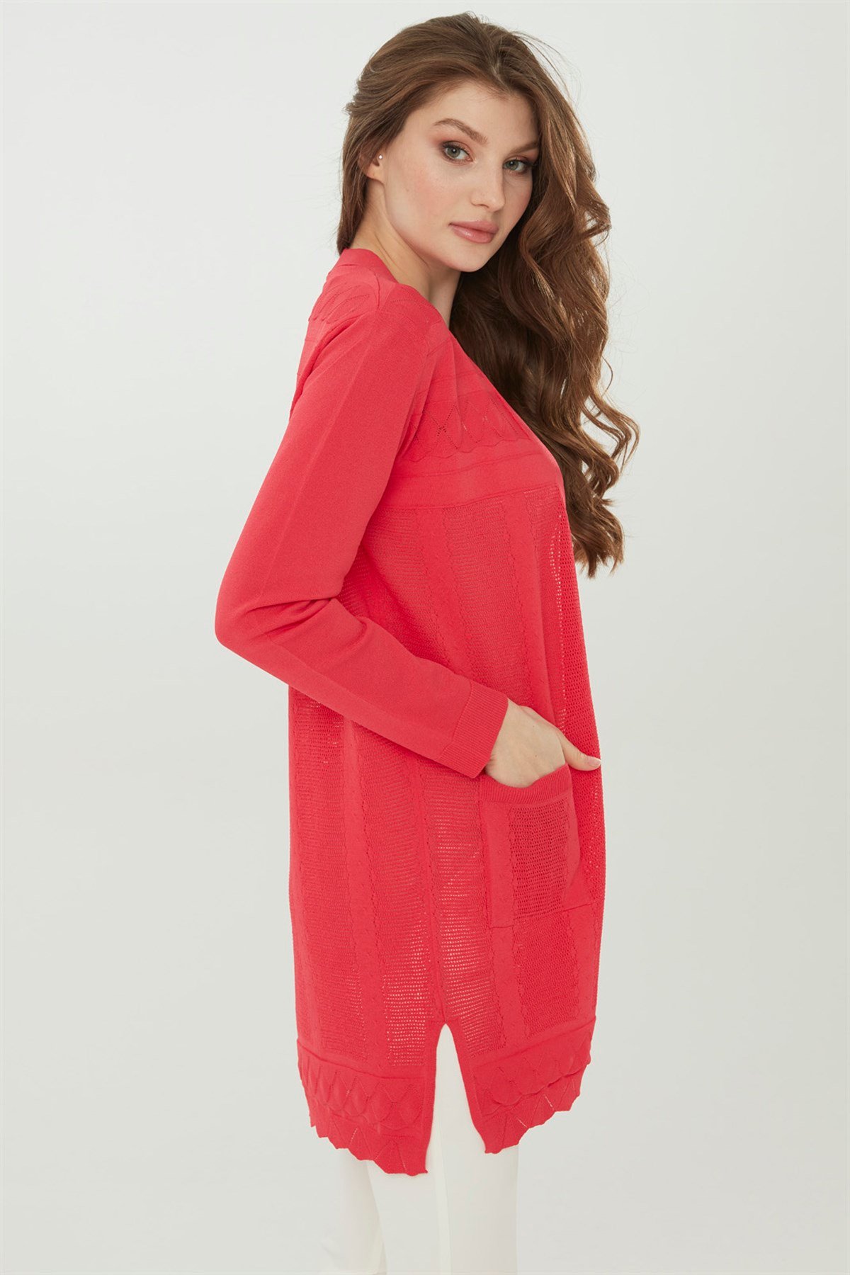 22350Kadın Triko İğne İşi Uzun Hırka N.Çiçeği