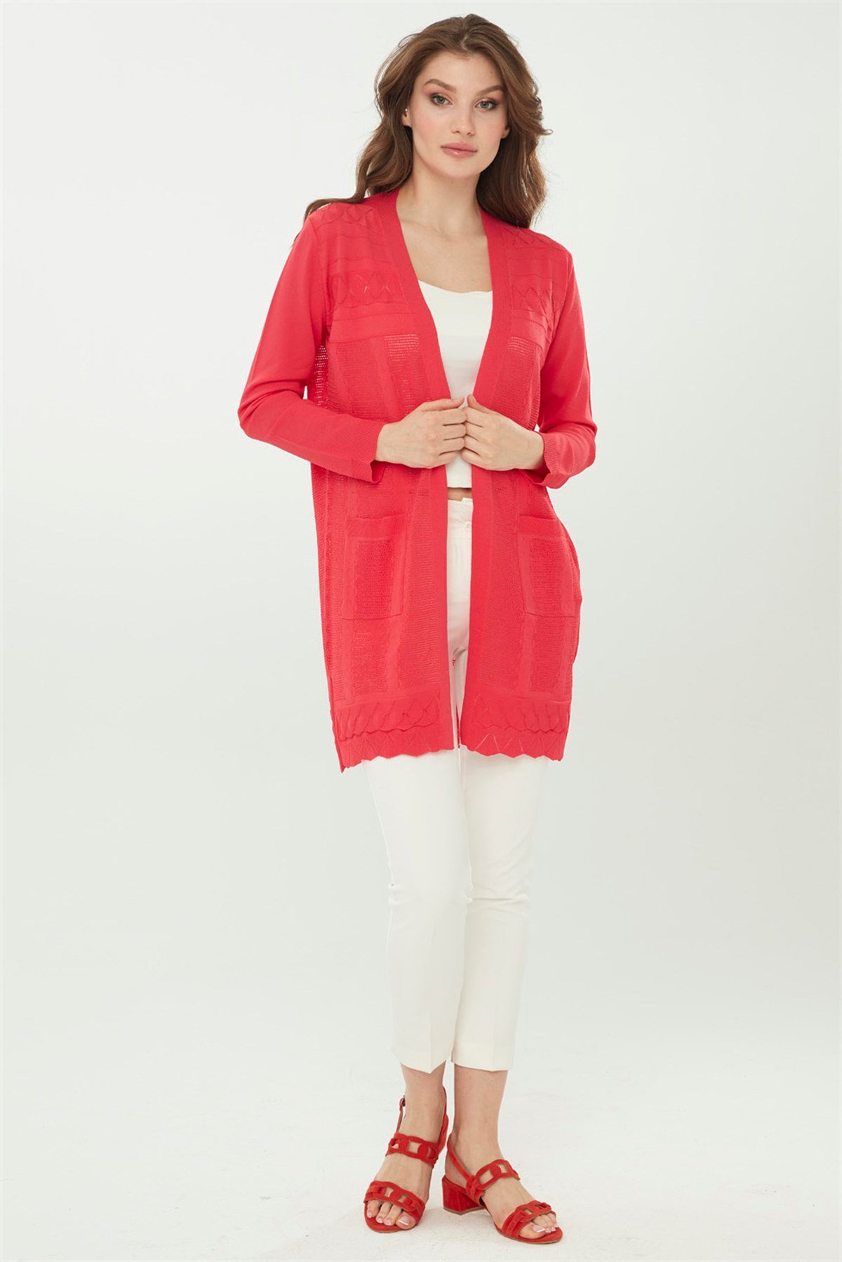 22350Kadın Triko İğne İşi Uzun Hırka N.Çiçeği