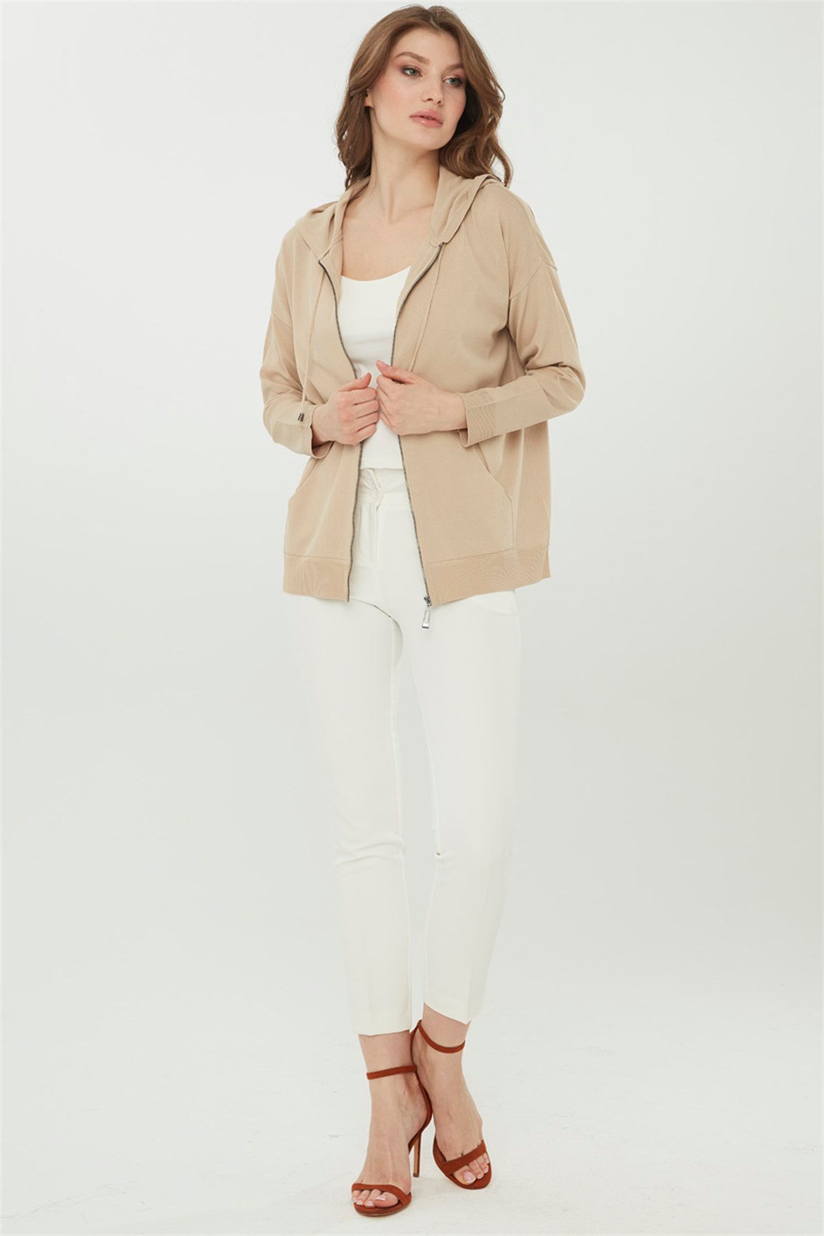 22351Kadın Triko Kapşonlu Yazlık Hırka Bej