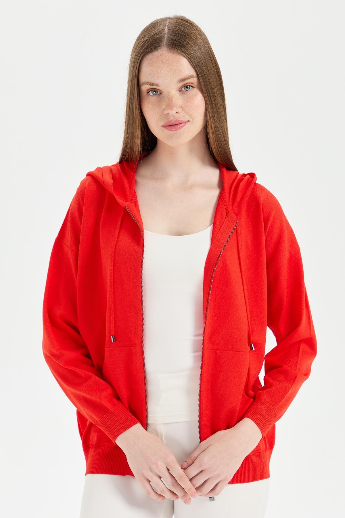 22351Женский удлиненный трикотажный летний кардиган с капюшоном коралл