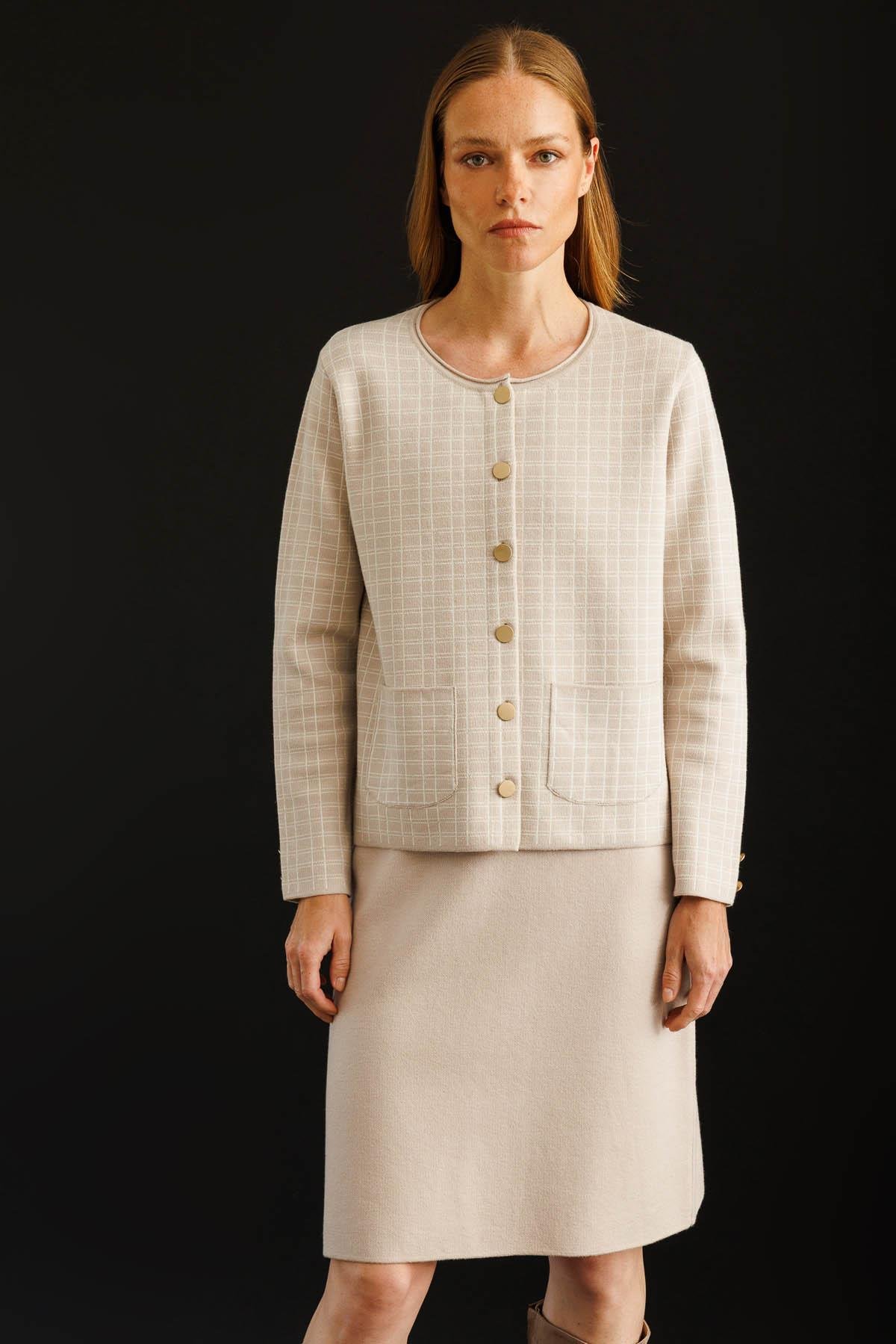 25065Kadın Triko Kareli Simli Ceket Bej