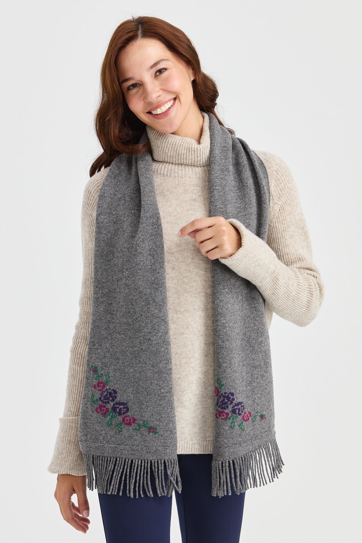 23223Kadın Triko Kenarı Çiçekli Yün Kaşkol Füme