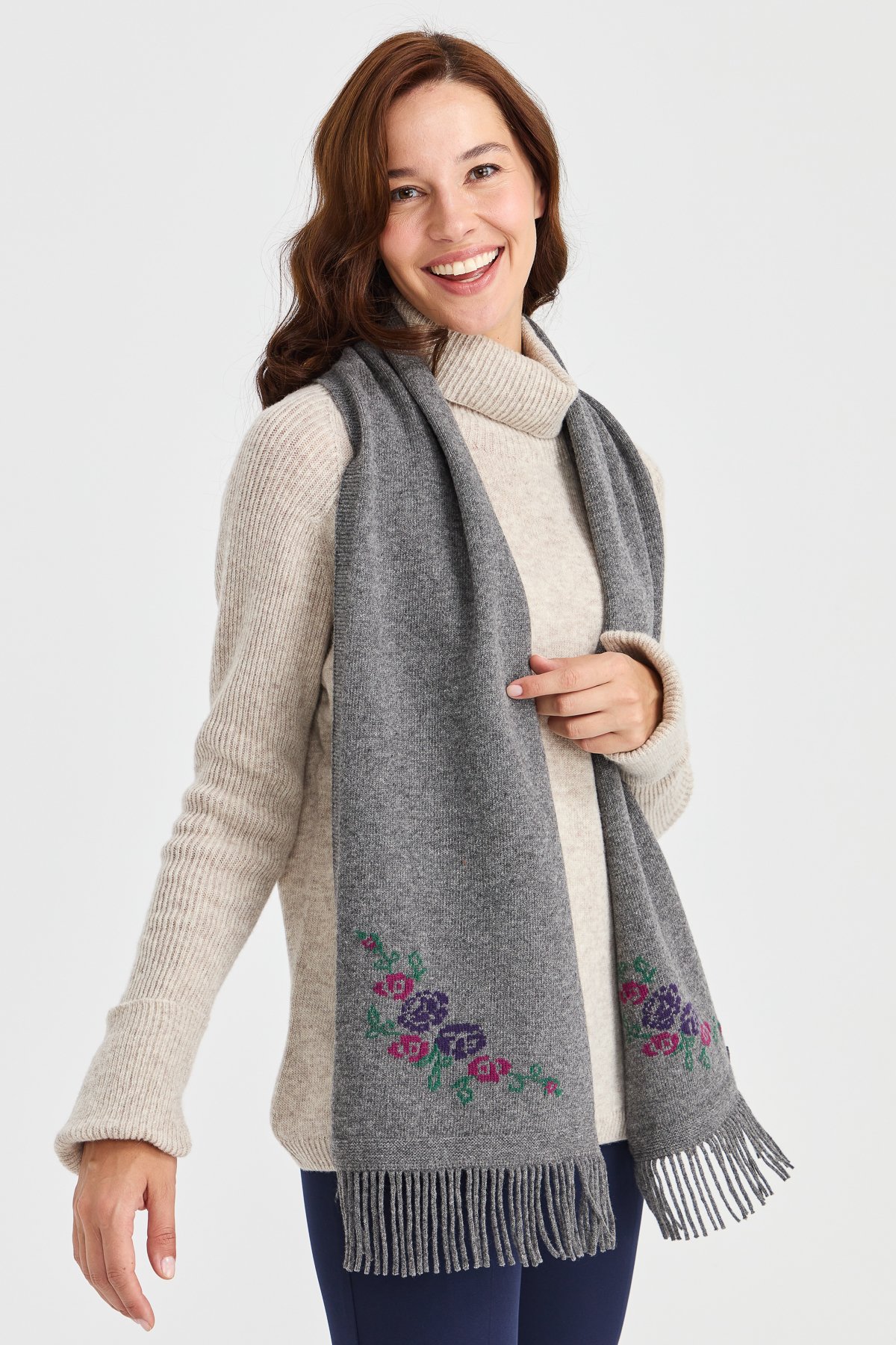 23223Kadın Triko Kenarı Çiçekli Yün Kaşkol Füme