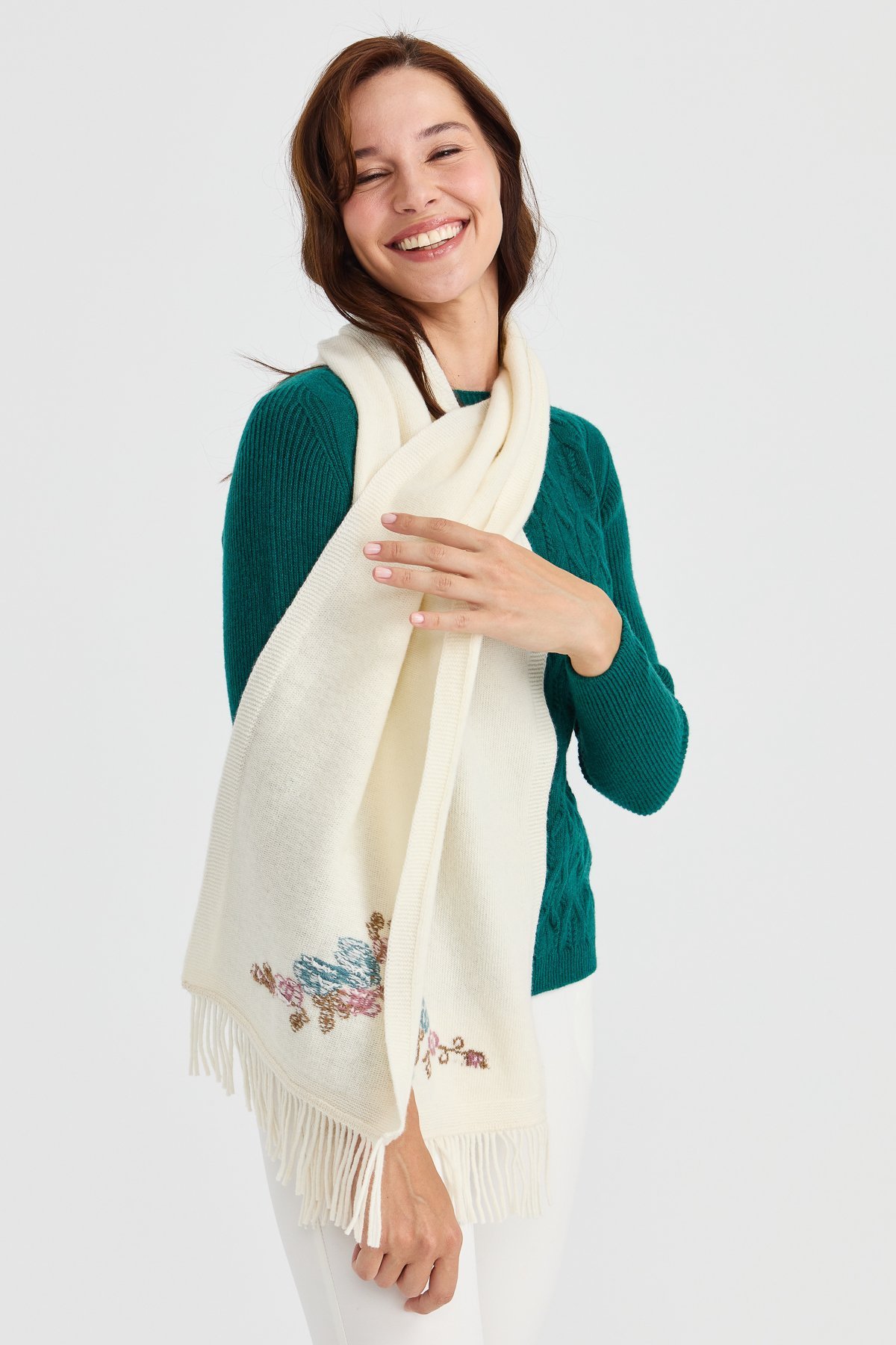 23223Kadın Triko Kenarı Çiçekli Yün Kaşkol Kemik