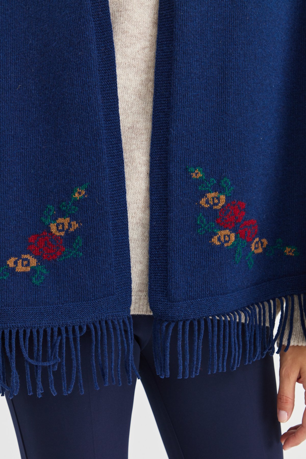 23224Kadın Triko Kenarı Çiçekli Yün Şal İndigo