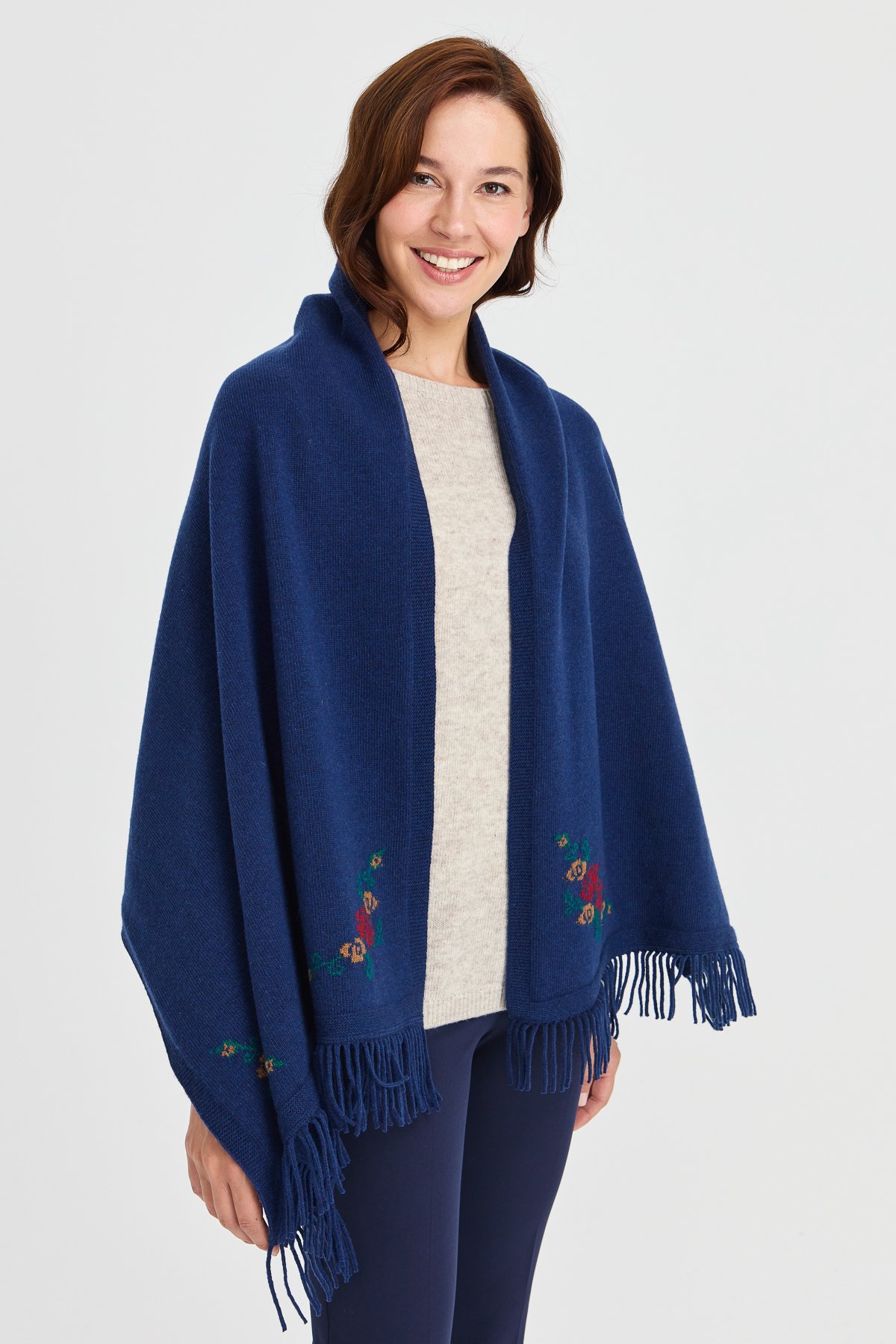 23224Kadın Triko Kenarı Çiçekli Yün Şal İndigo
