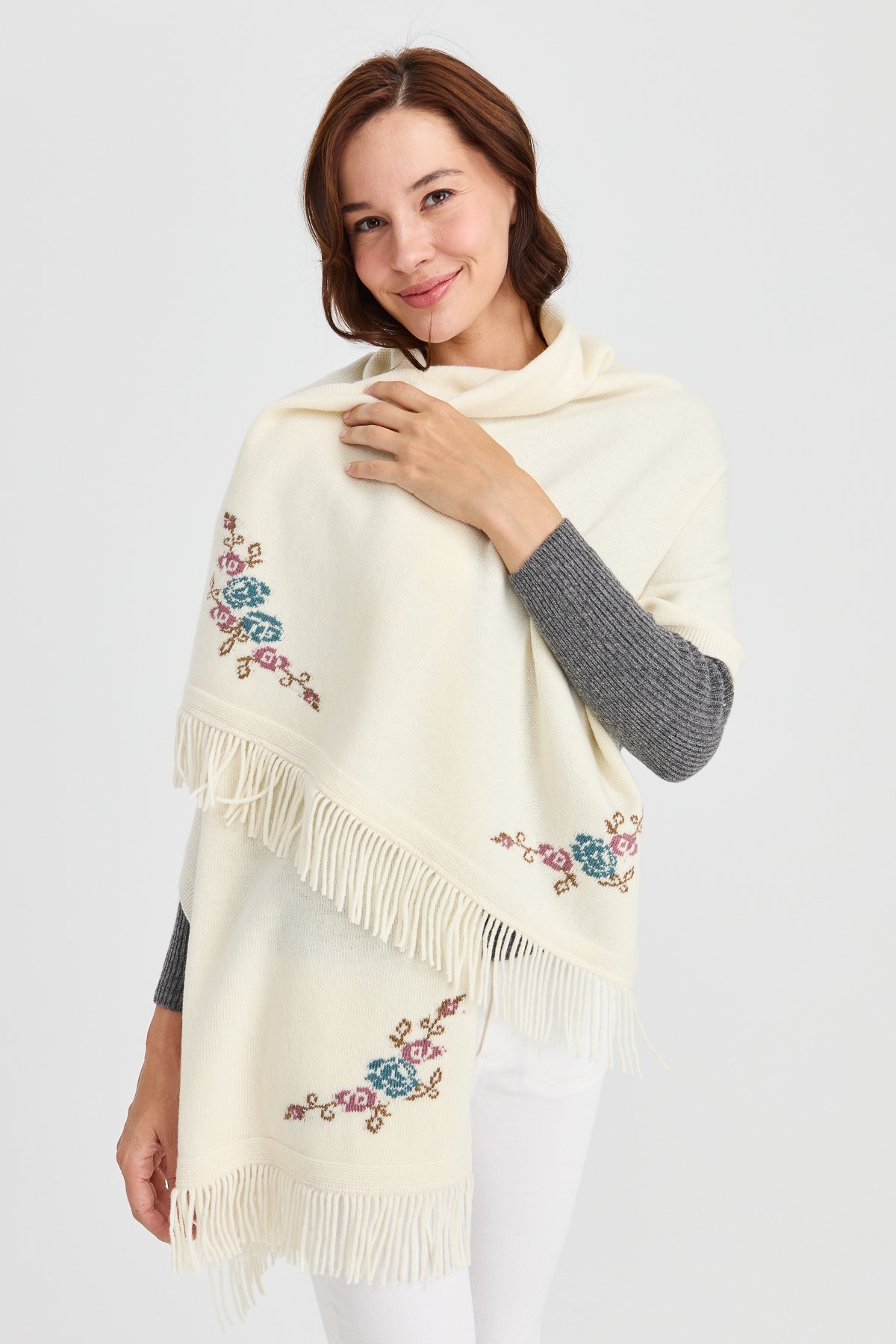 23224Kadın Triko Kenarı Çiçekli Yün Şal Kemik