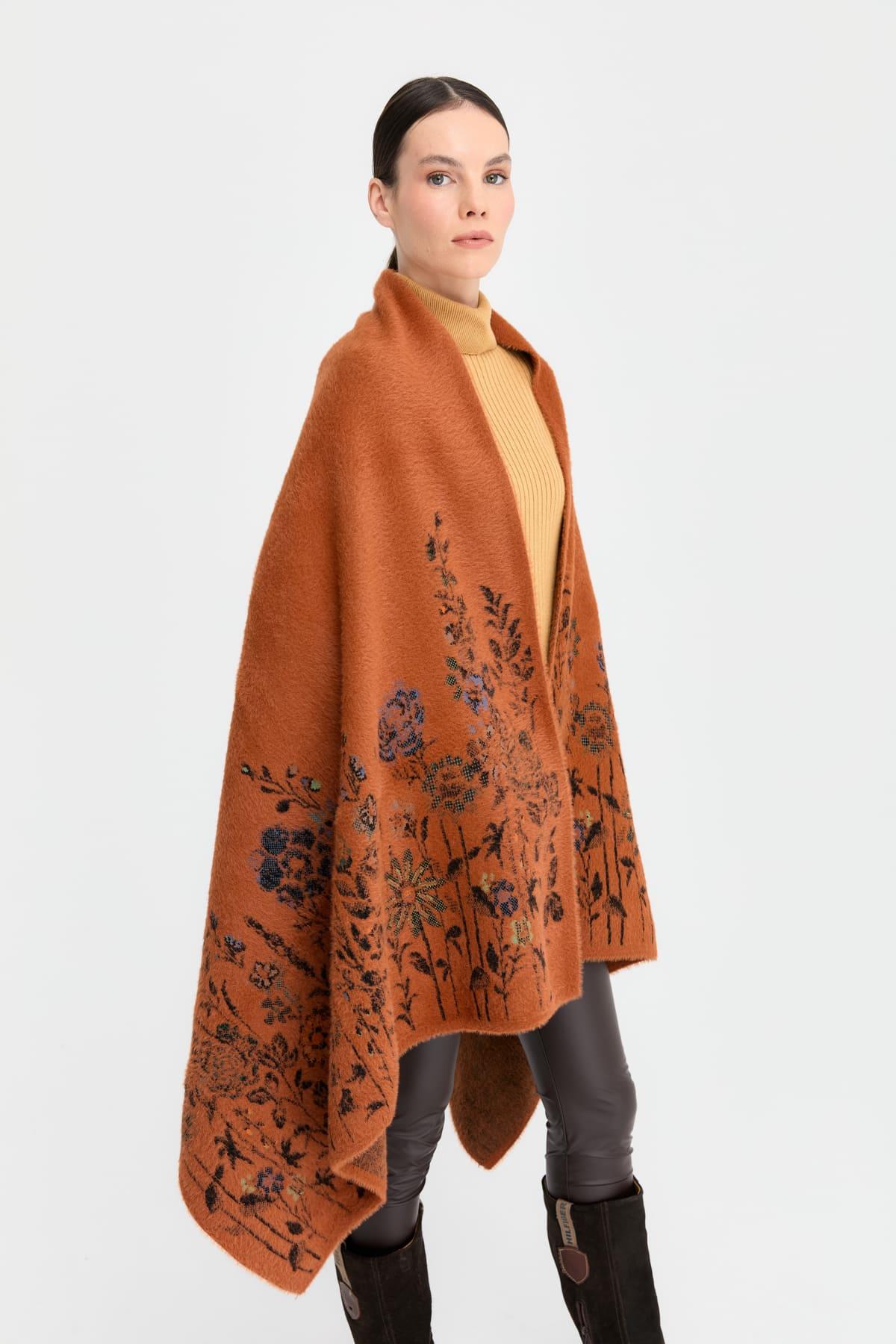 23999Kadın Triko Kenarları Kır Çiçeği Desenli Yün Şal 07