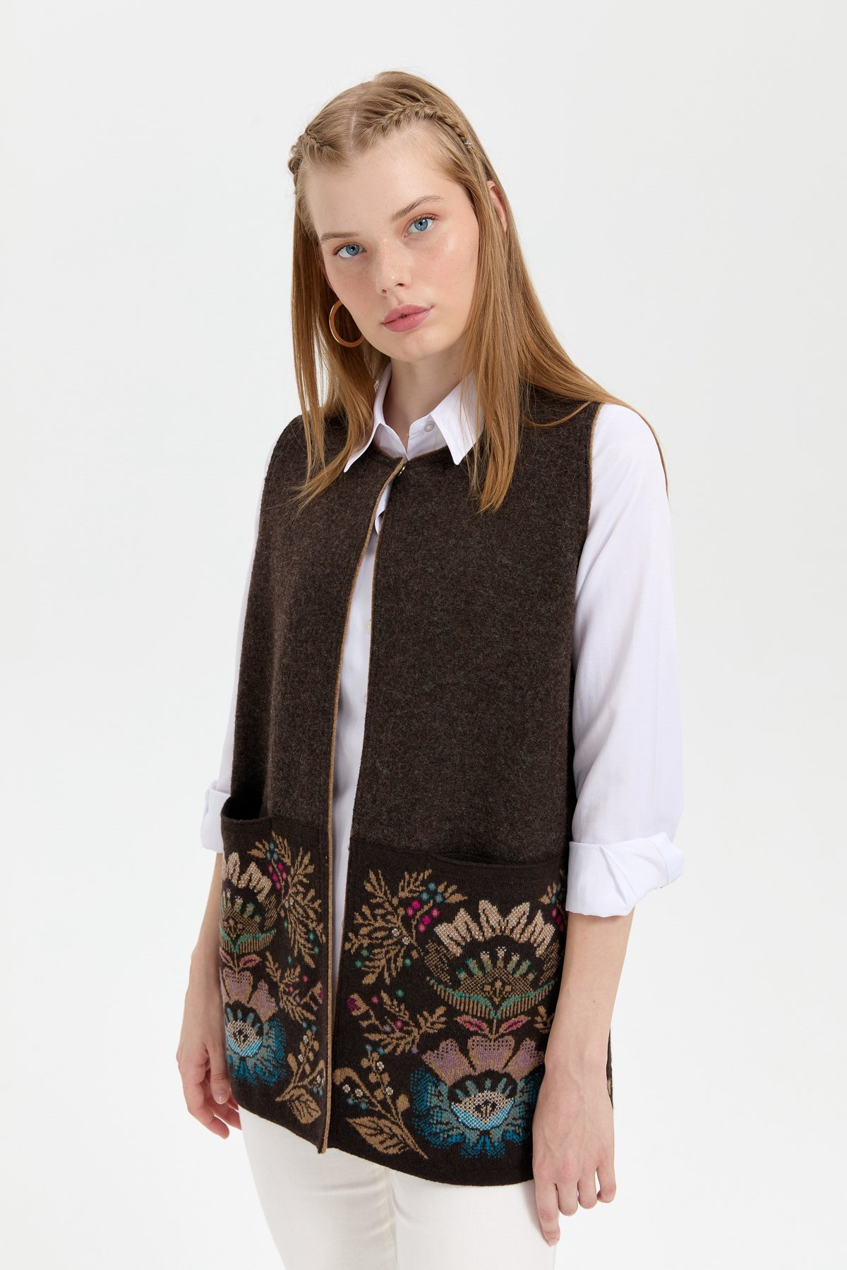 24076Kadın Triko Önü Açık Araboy Yün Yelek K.Kahve